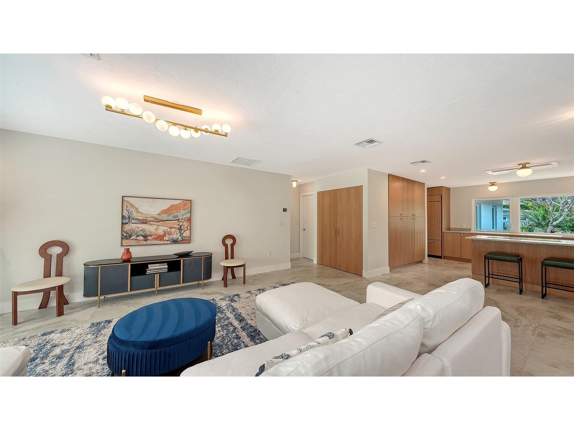 1967 Brookhaven Drive Sarasota FL 34239 A4686652 image11