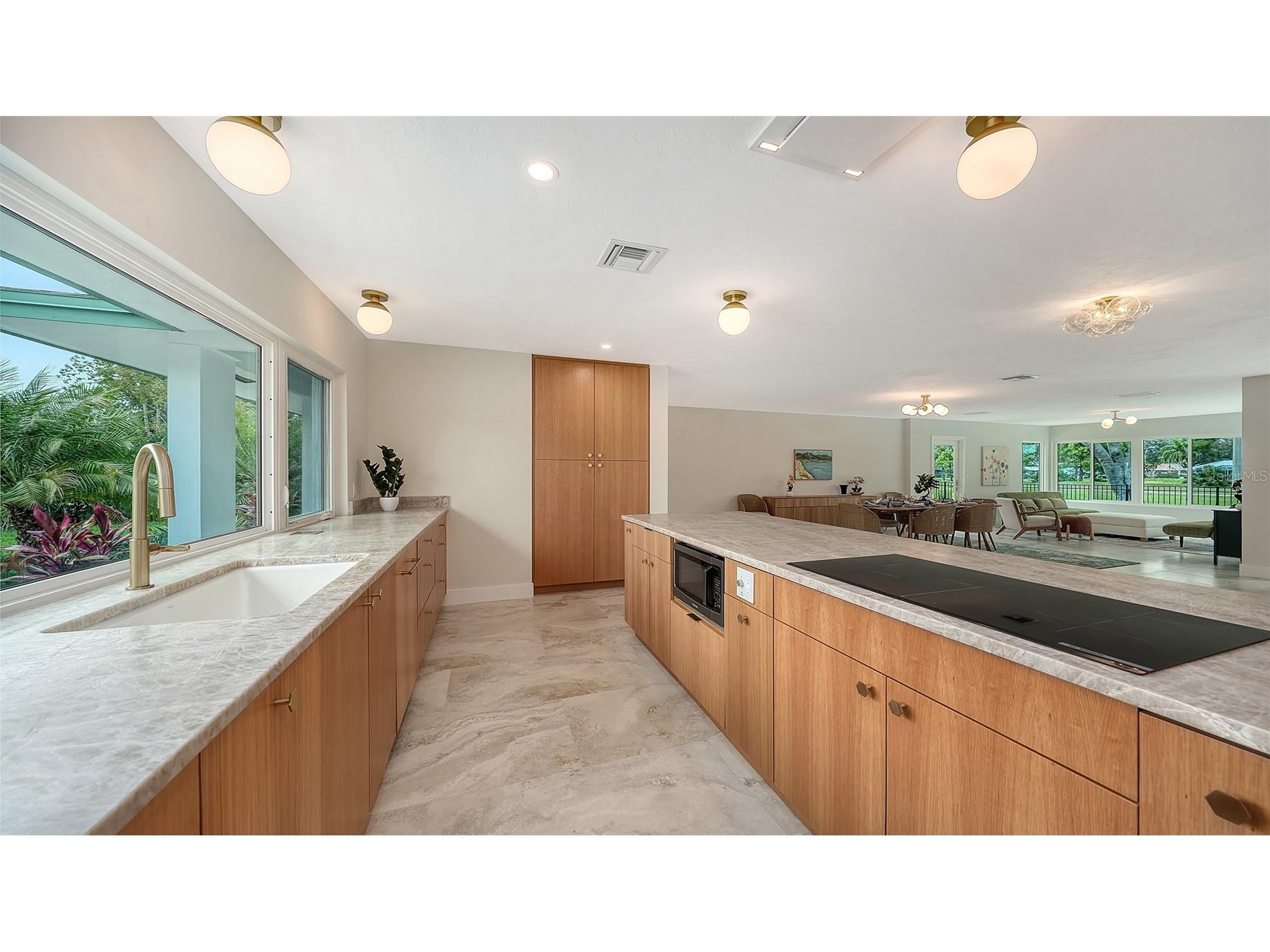 1967 Brookhaven Drive Sarasota FL 34239 A4686652 image18