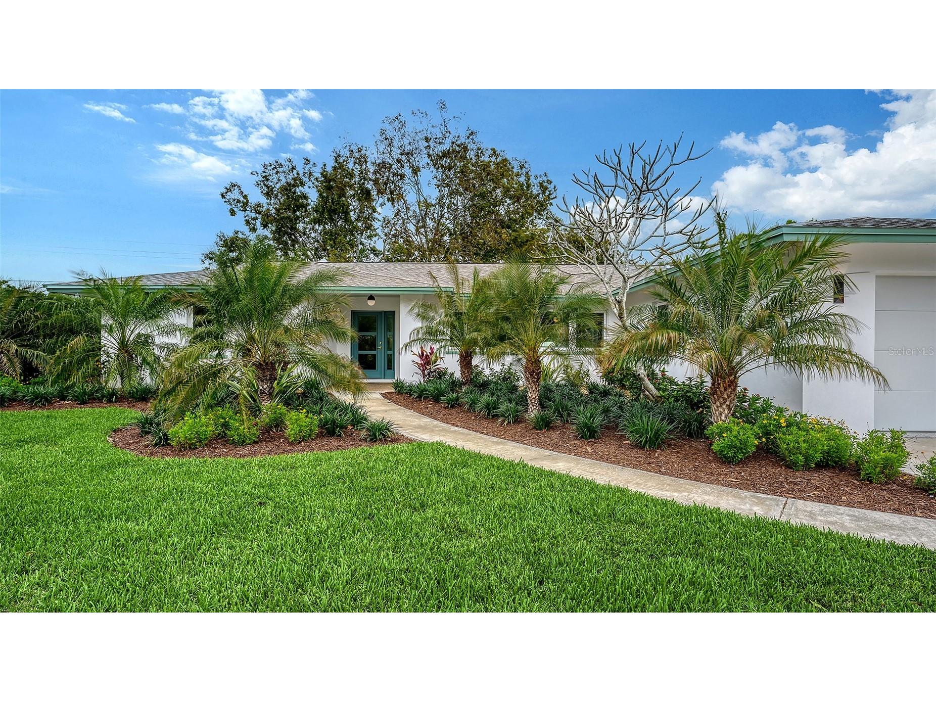 1967 Brookhaven Drive Sarasota FL 34239 A4686652 image2