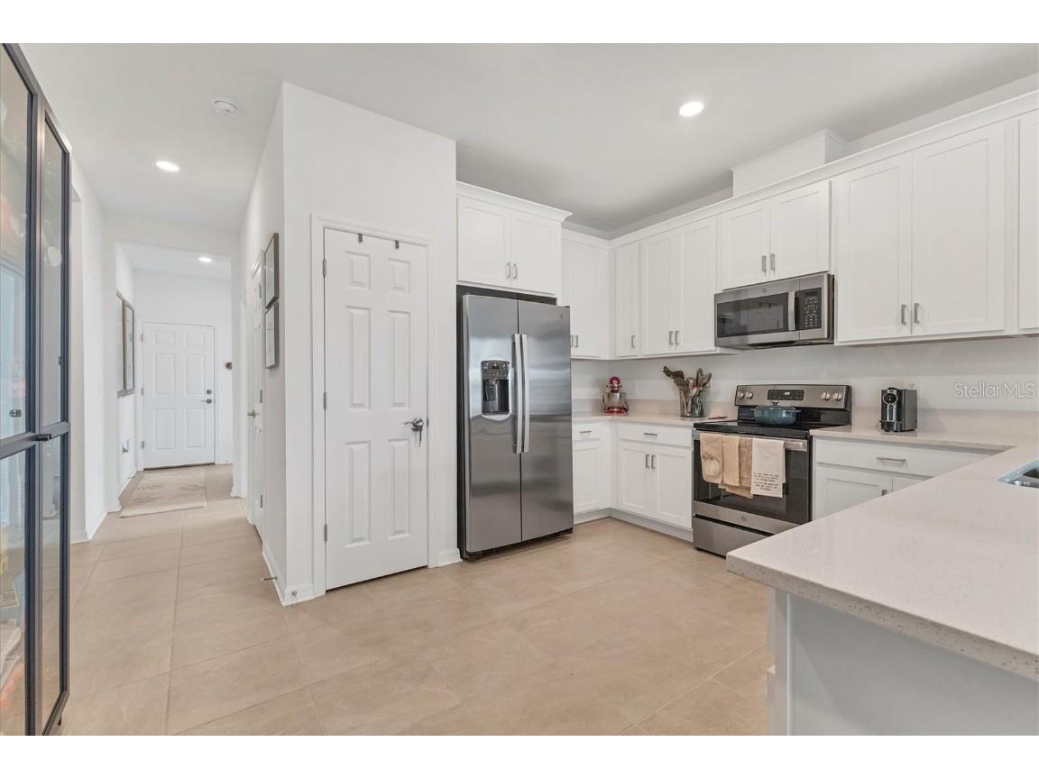 1968 Mast Lane Sarasota FL 34240 A4665769 image11