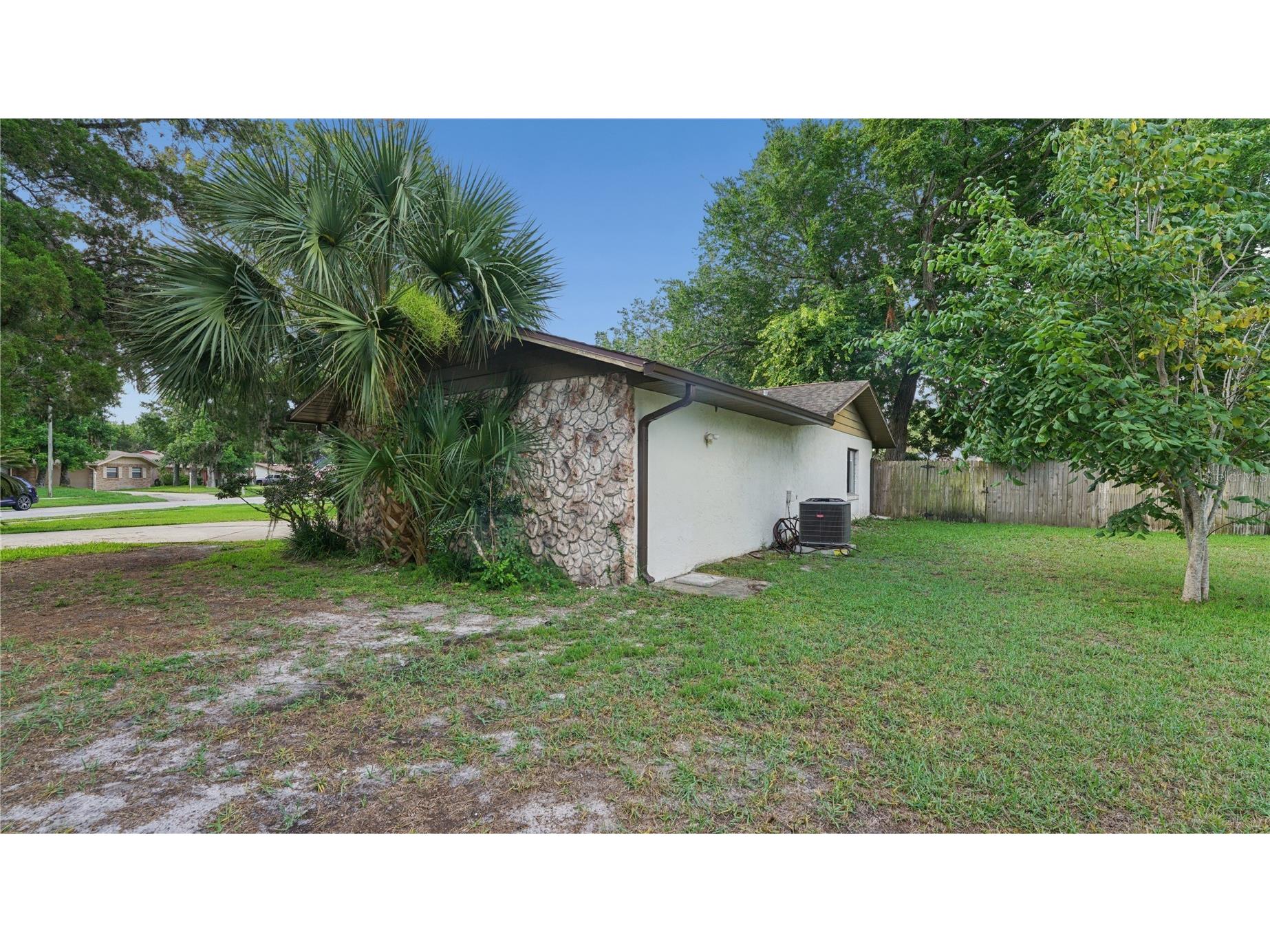 1968 Red Cedar Circle South Daytona FL 32119 NS1087278 image32