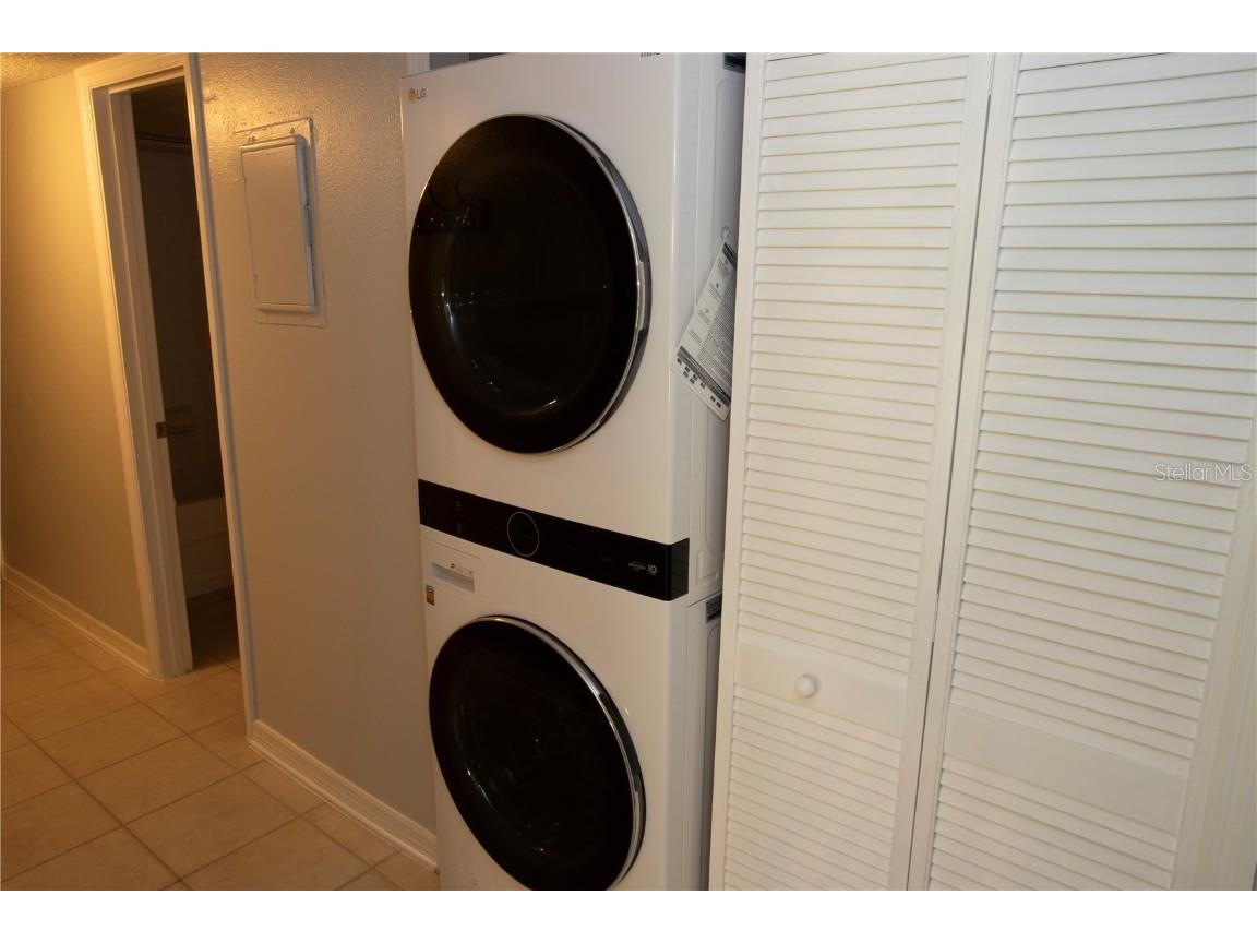 1968 Toucan Way #1404 Sarasota FL 34232 A4662316 image6