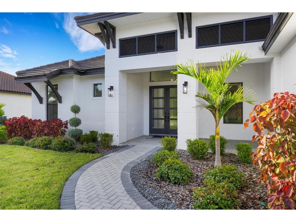 1969 Grasslands Boulevard Lakeland FL 33803 L4945736 image2