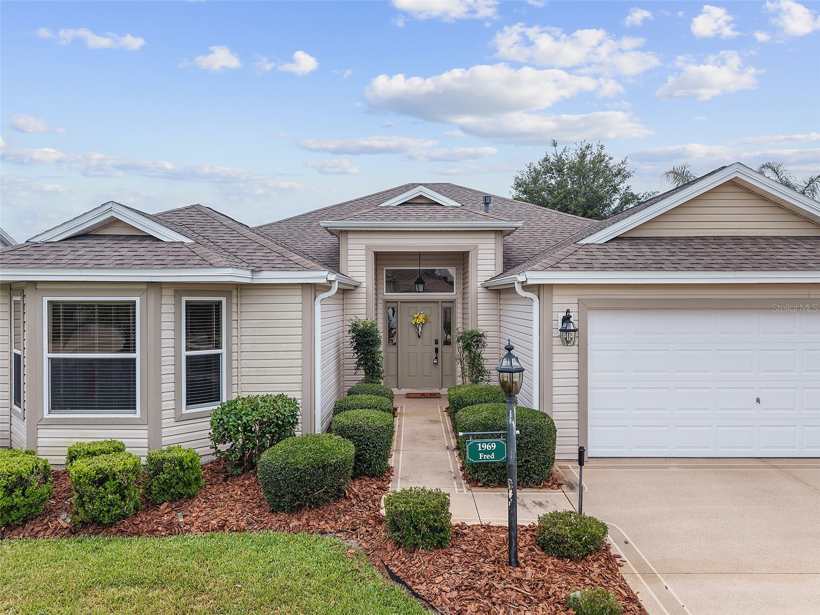 1969 Hagood Loop The Villages FL 32162 G5111749 image2