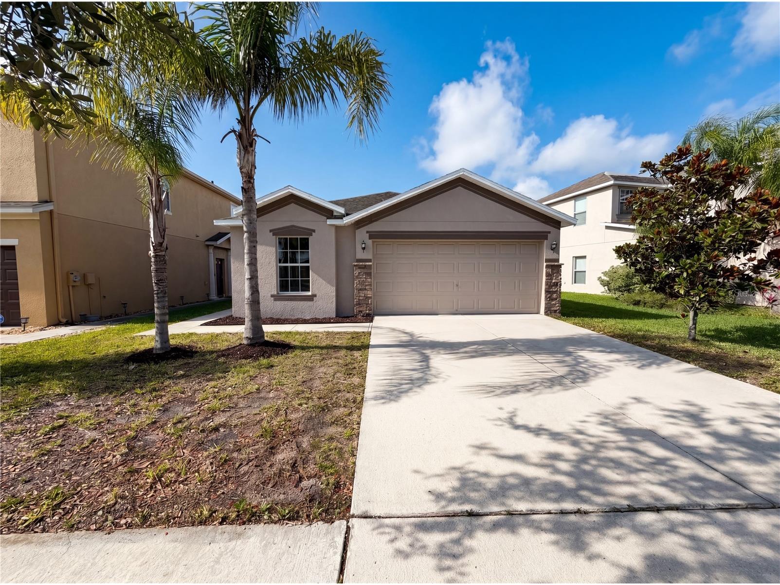 1969 Hawks View Drive Ruskin FL 33570 O6411951 image1