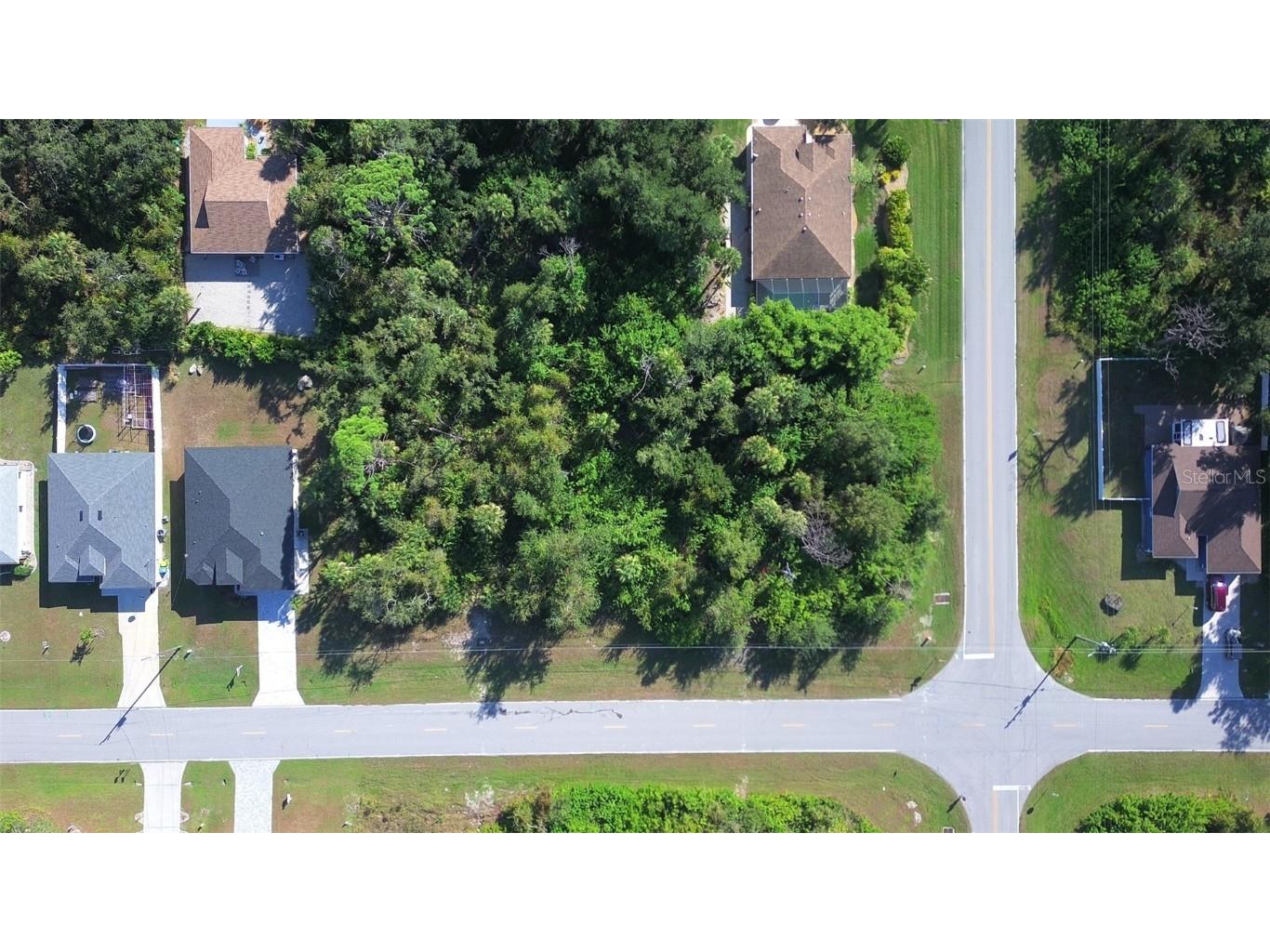 197 Cougar Way Rotonda West FL 33947 C7518423 image2