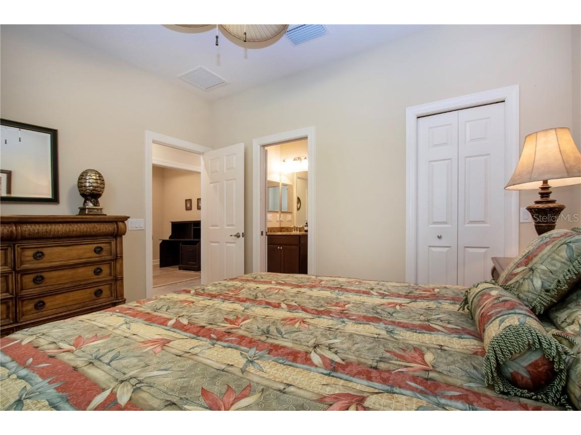 197 Fontanelle Circle Venice FL 34292 A4666548 image33