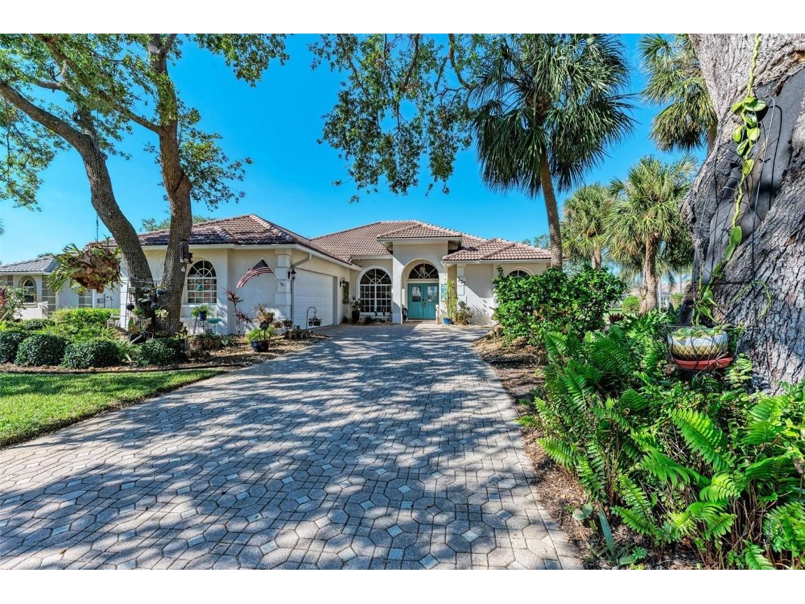 197 Grand Oak Circle Venice FL 34292 A4631485 image1