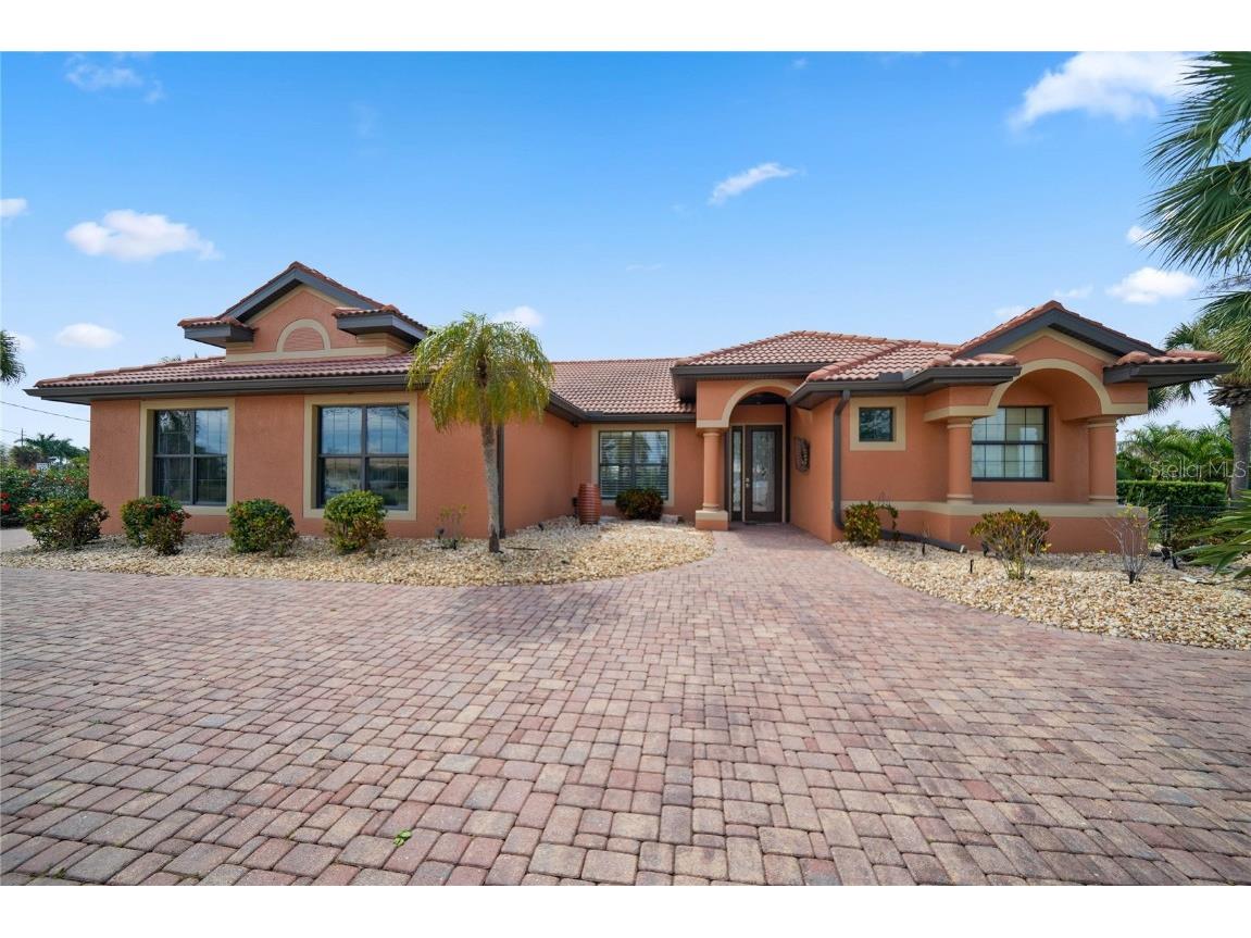 197 Gulfview Road Punta Gorda FL 33950 - GROUPER COVE TB8450512 image1