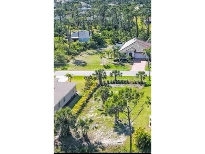 197 Jade Street Rotonda West FL 33947 D6141750 image1