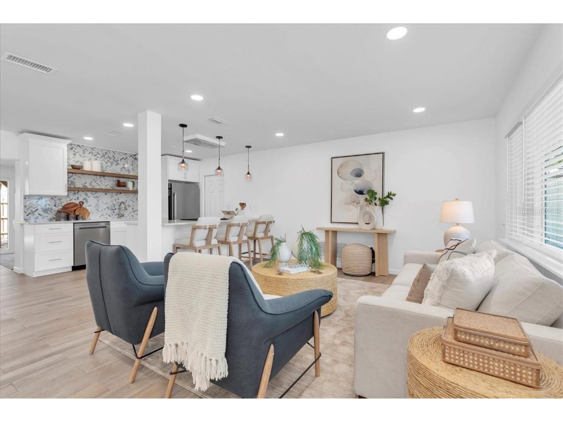 197 Lido Drive Saint Pete Beach FL 33706 W7879506 image8