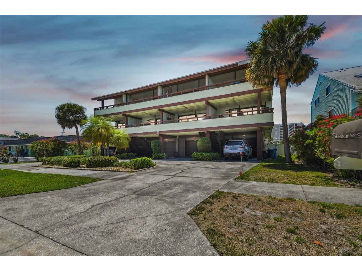 197 Woodette Drive Dunedin FL 34698 U8200145 image1