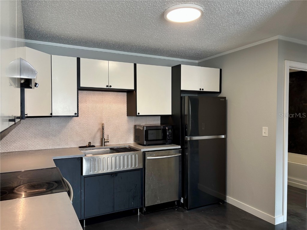 1970 Debbie Street Sarasota FL 34231 A4659672 image7