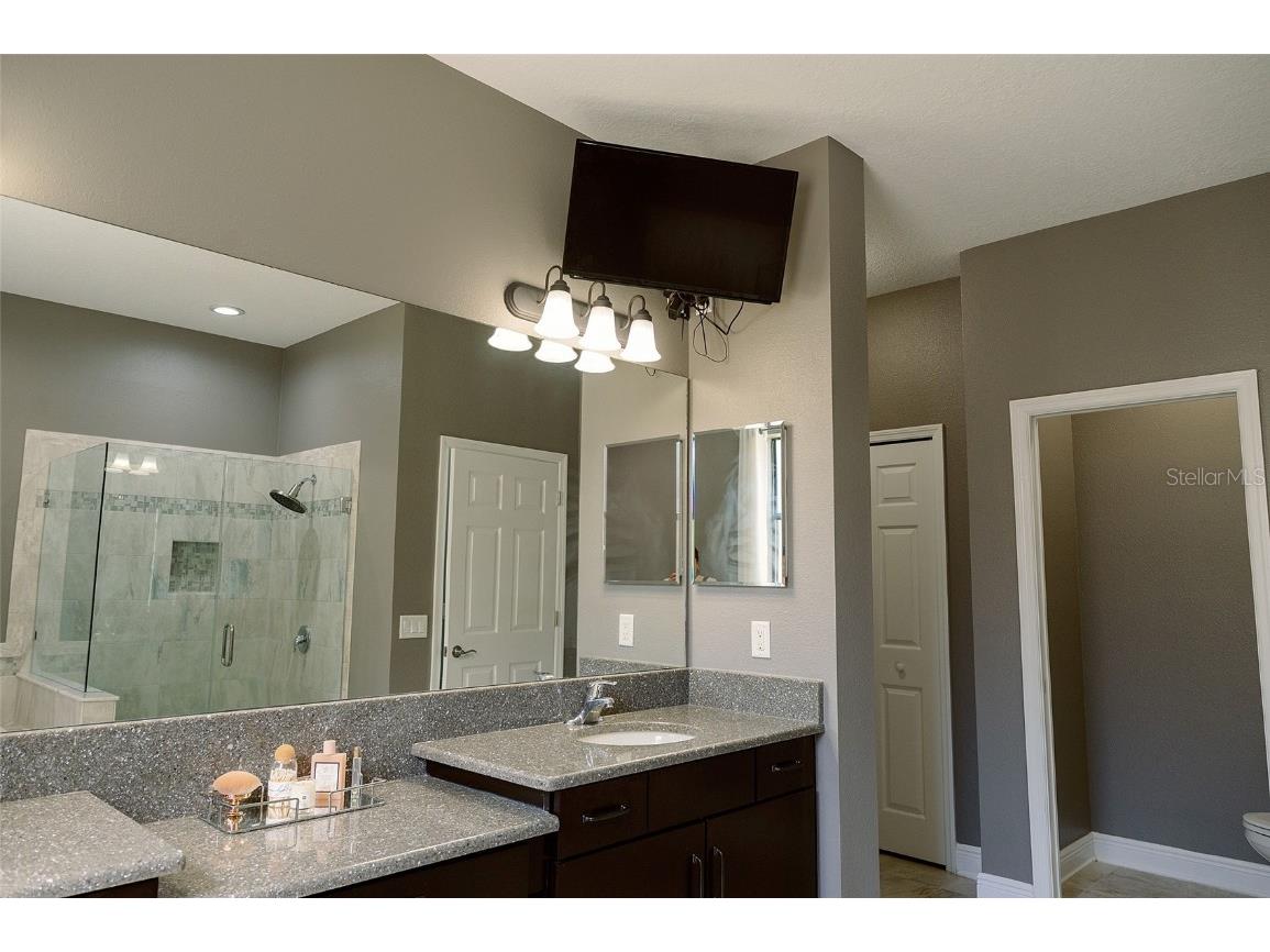 1970 Fox Grape Loop Lutz FL 33558 TB8424018 image23