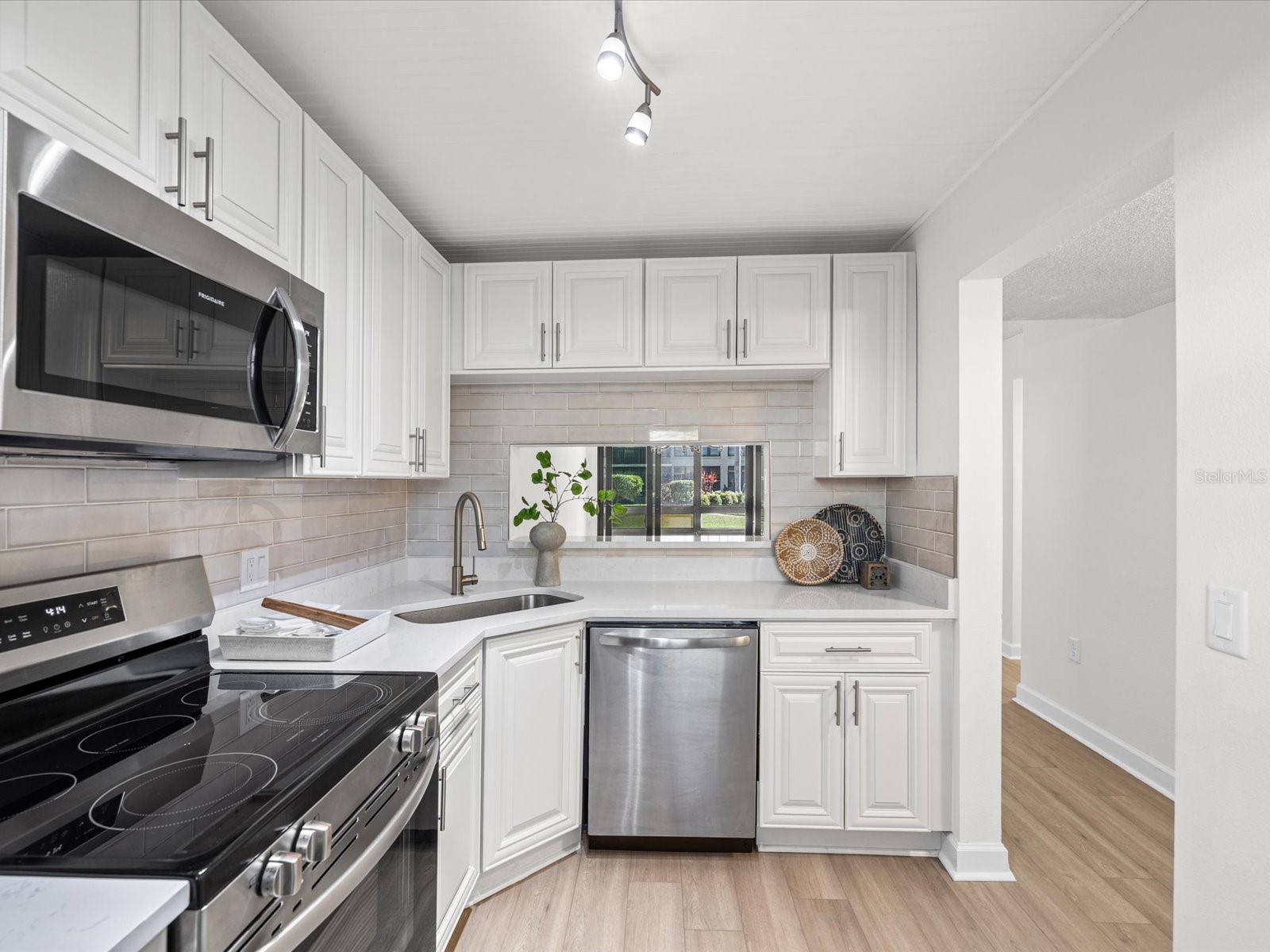 19701 Gulf Boulevard #105 Indian Shores FL 33785 TB8486701 image9