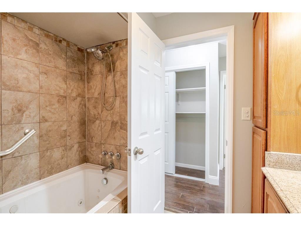 1971 Atlantis Drive Clearwater FL 33763 TB8460429 image22