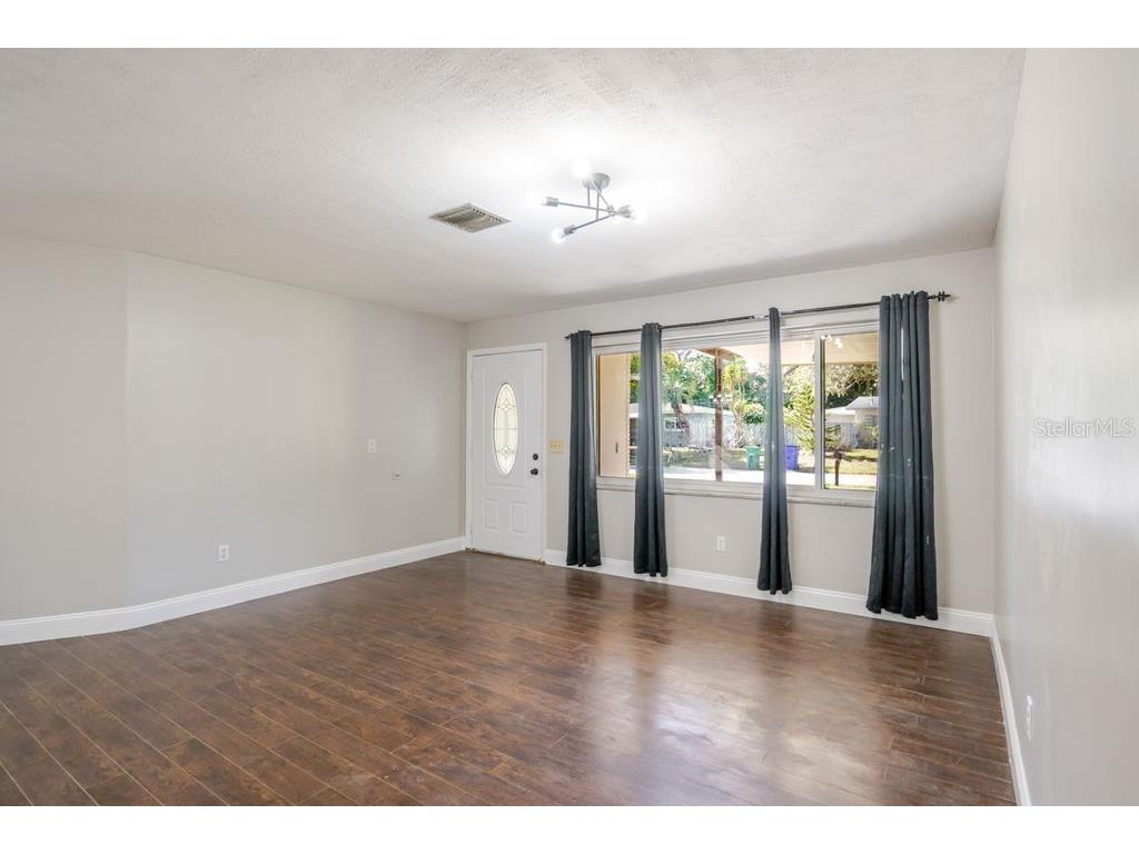 1971 Atlantis Drive Clearwater FL 33763 TB8460429 image8