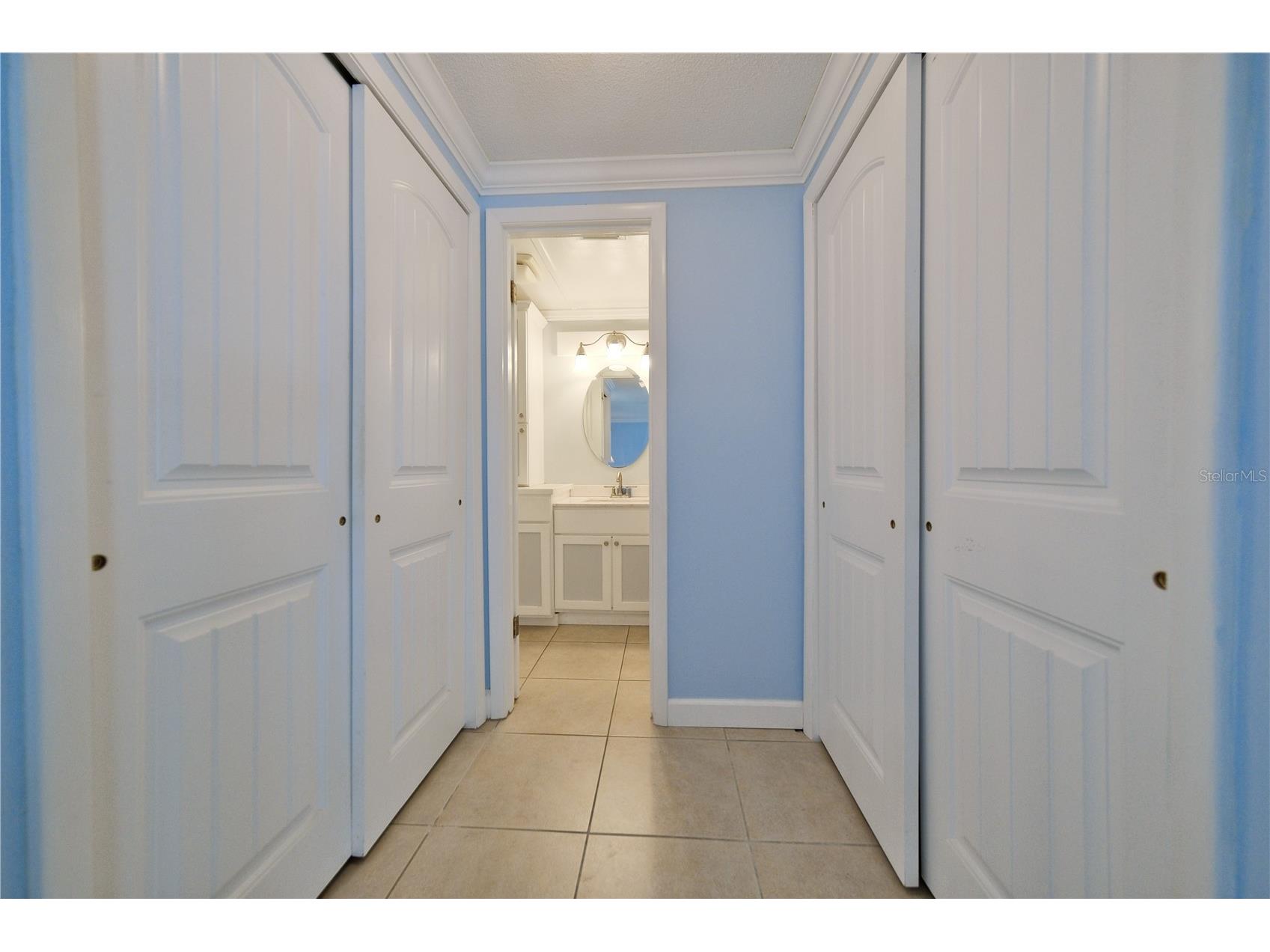 1971 Debbie Street Sarasota FL 34231 A4692193 image18