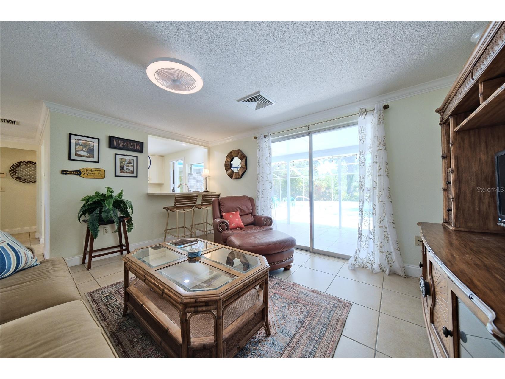 1971 Debbie Street Sarasota FL 34231 A4692193 image5