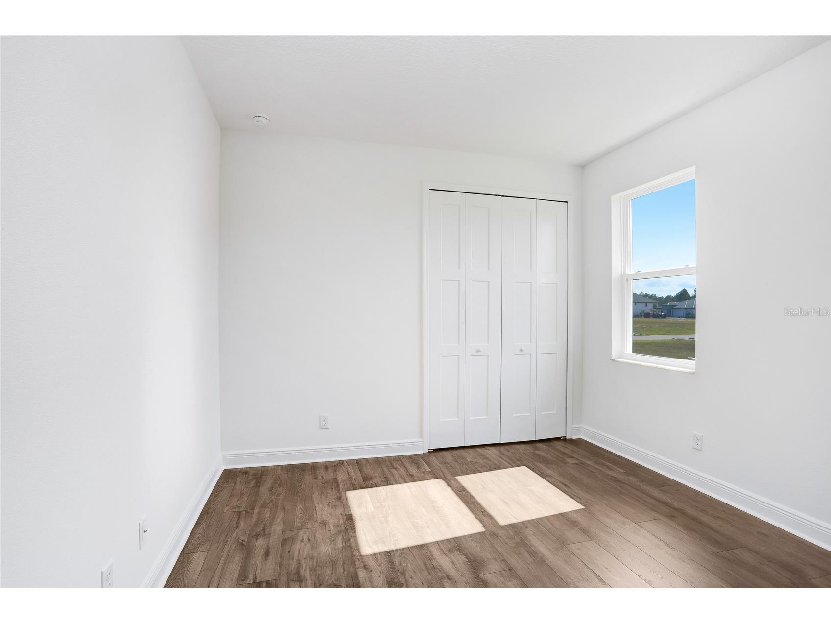 1971 Drummond Point Zephyrhills FL 33541 TB8449082 image17