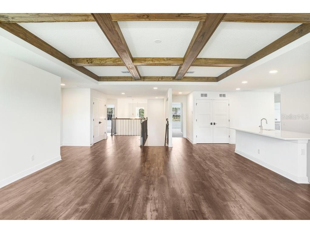 1971 Drummond Point Zephyrhills FL 33541 TB8449082 image29