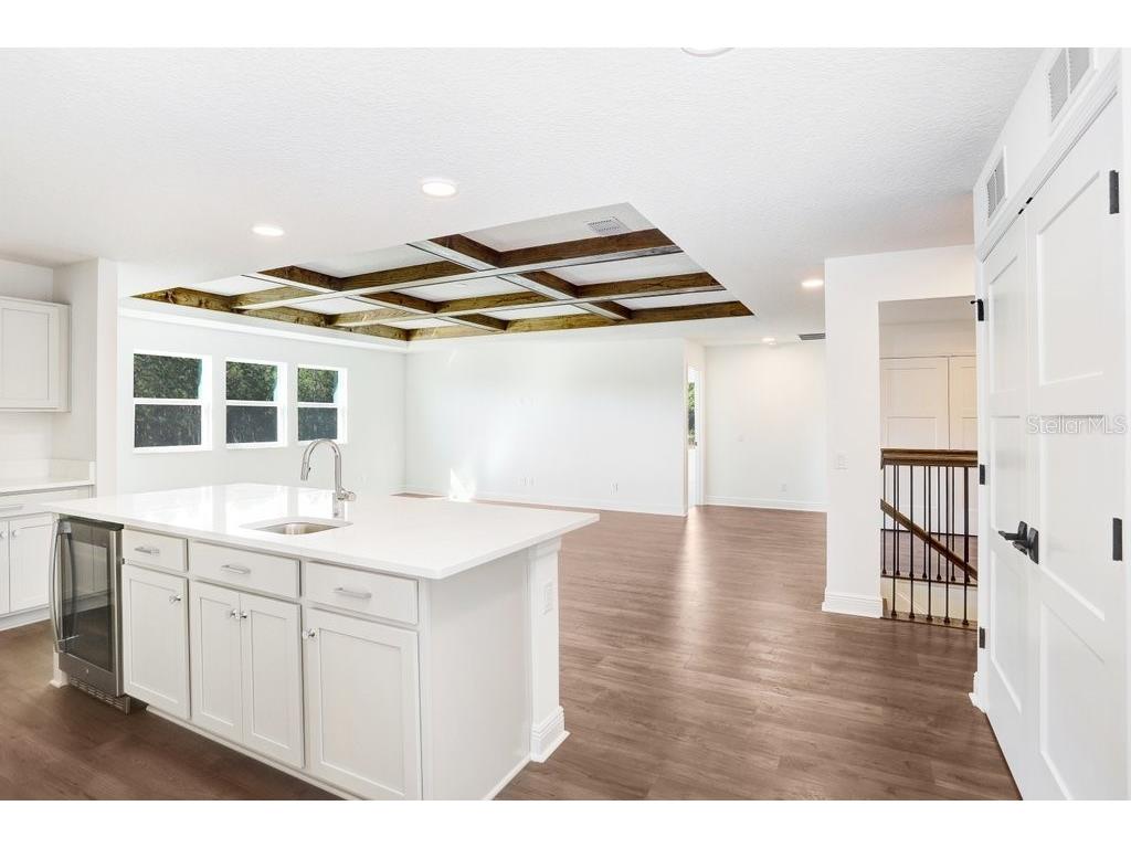 1971 Drummond Point Zephyrhills FL 33541 TB8449082 image30