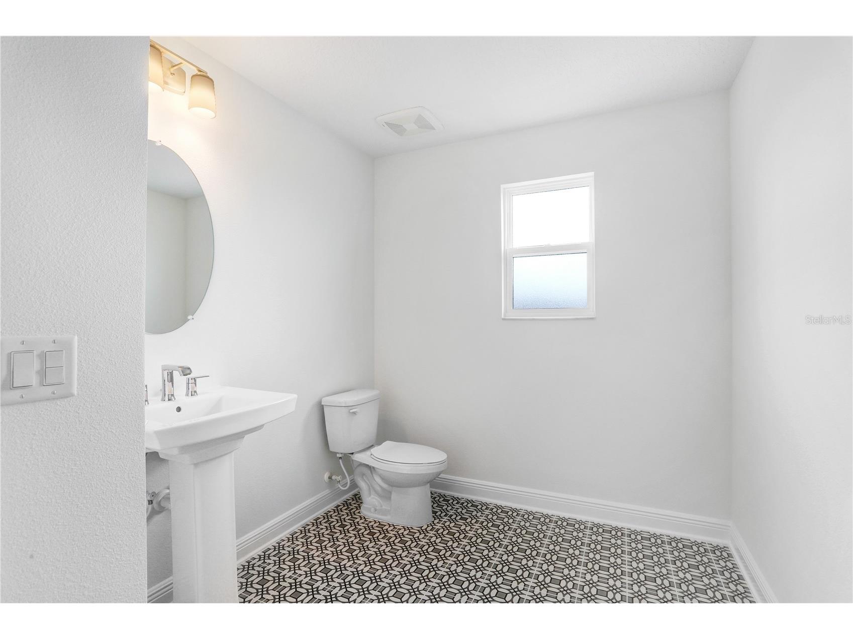 1971 Drummond Point Zephyrhills FL 33541 TB8449082 image34