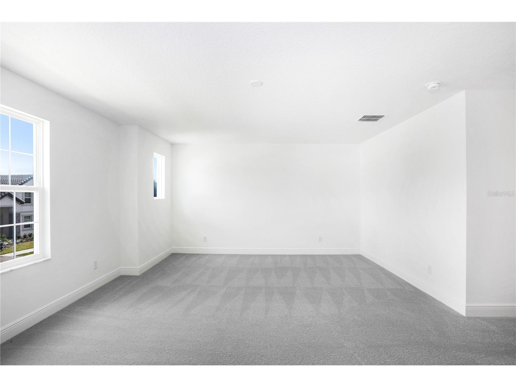 1971 Drummond Point Zephyrhills FL 33541 TB8449082 image38