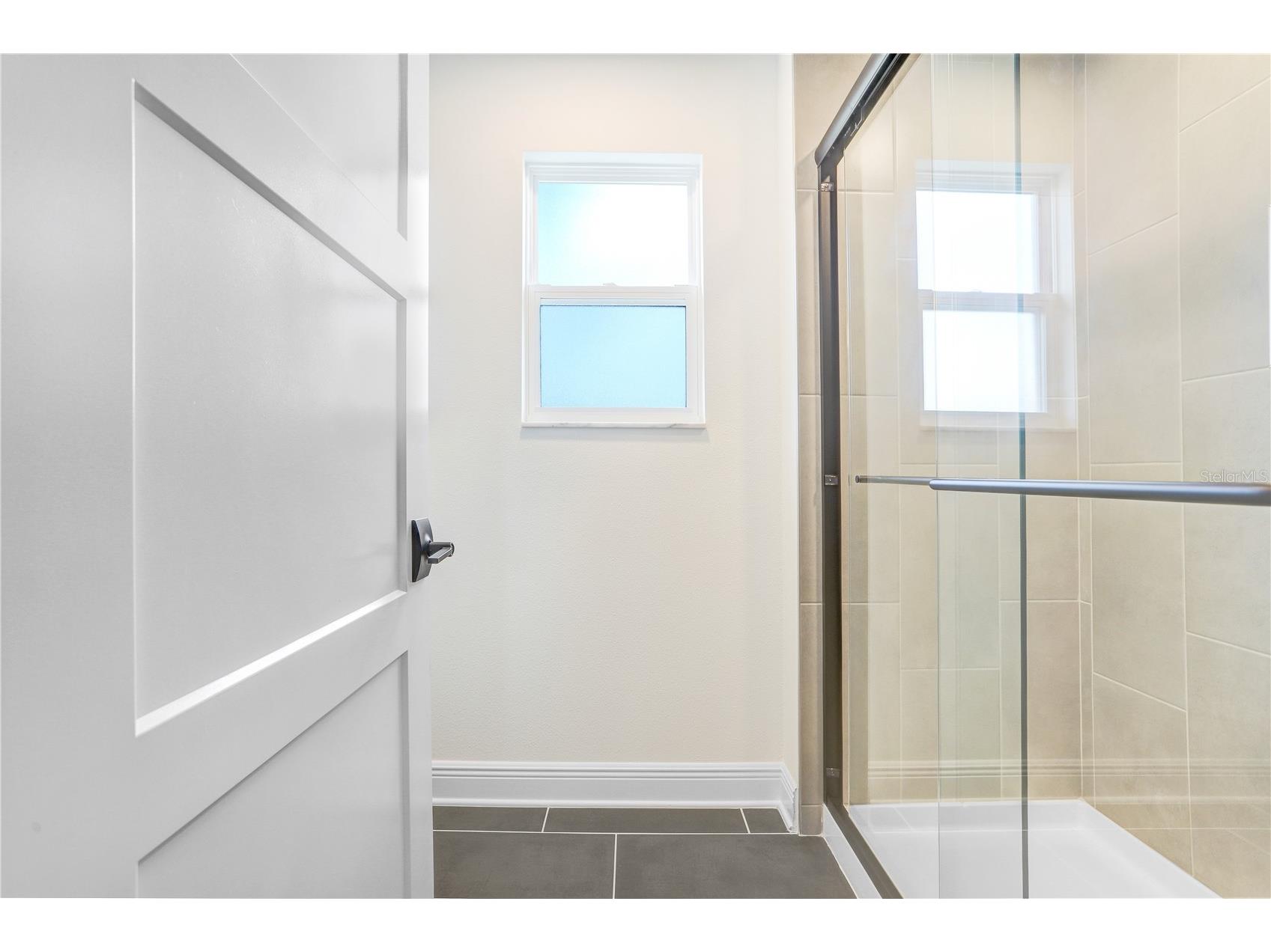 1971 Drummond Point Zephyrhills FL 33541 TB8449082 image45