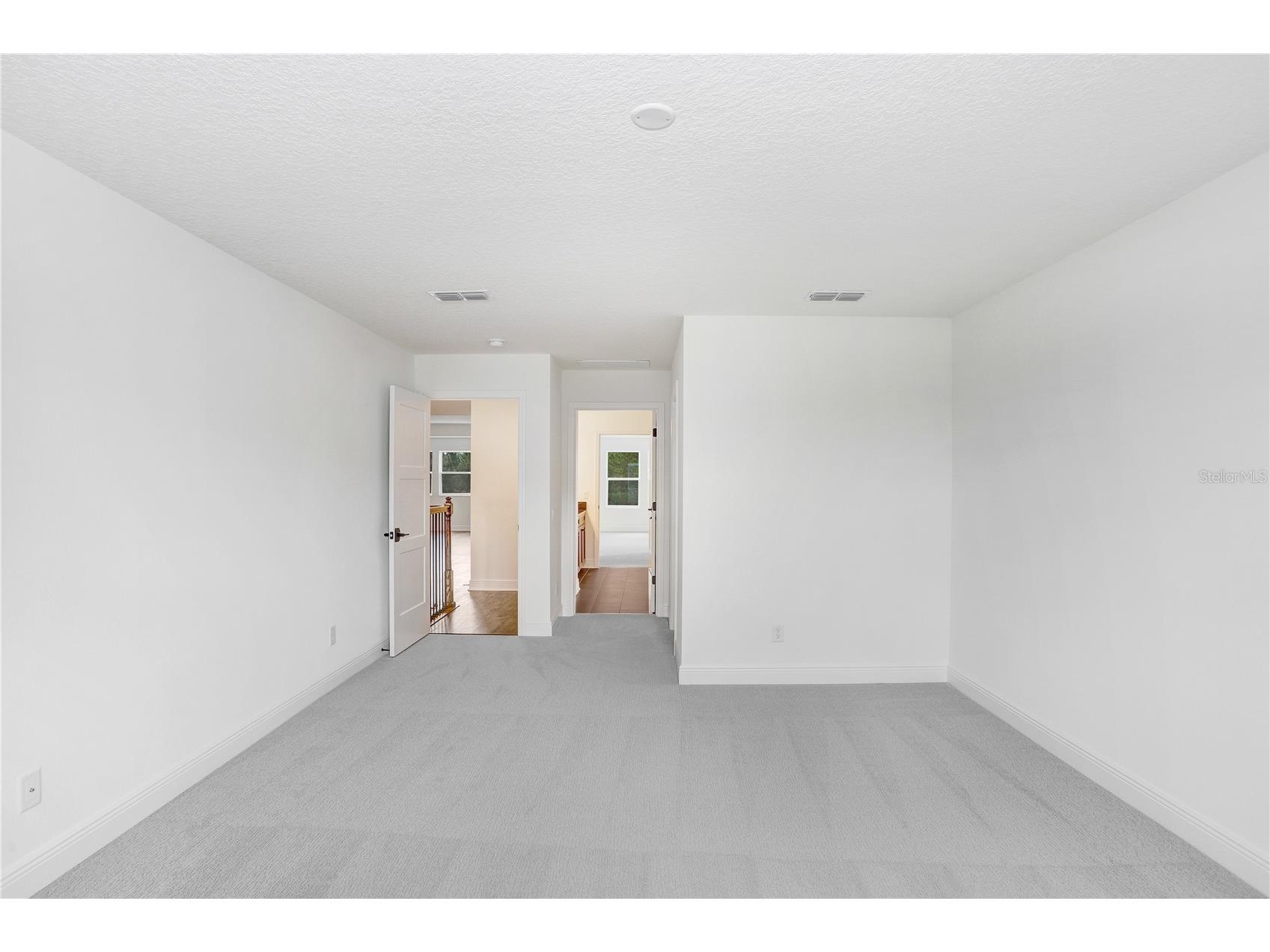 1971 Drummond Point Zephyrhills FL 33541 TB8449082 image47