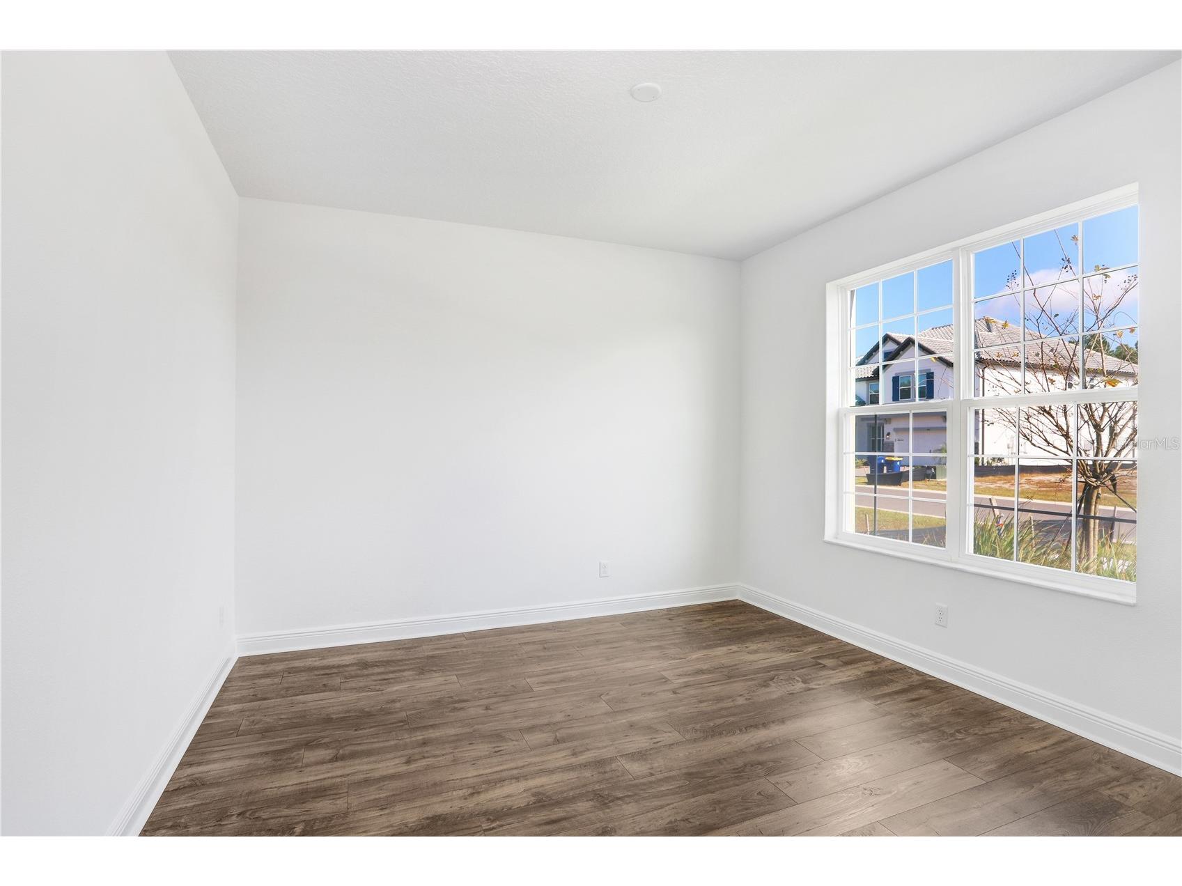 1971 Drummond Point Zephyrhills FL 33541 TB8449082 image5