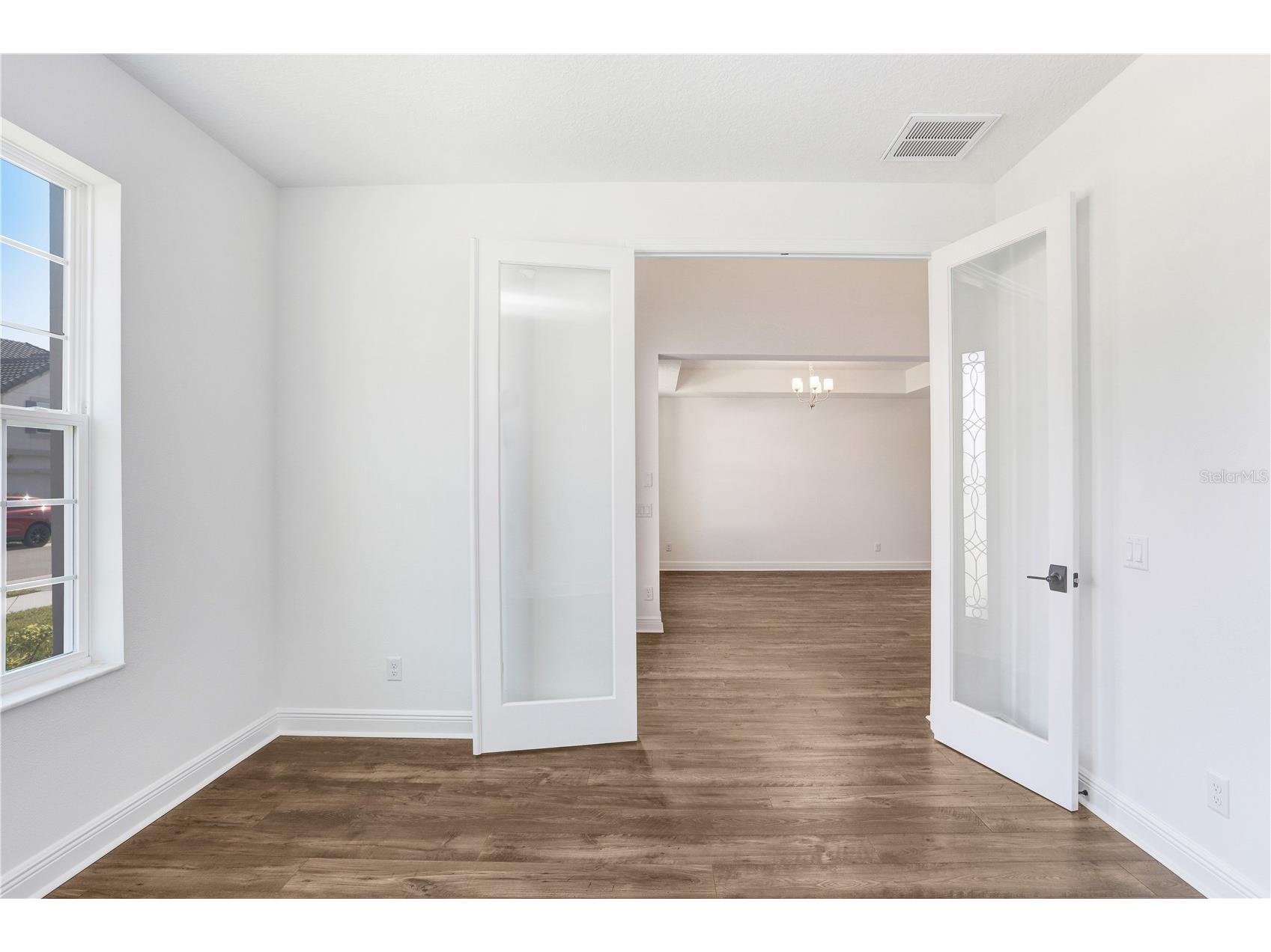 1971 Drummond Point Zephyrhills FL 33541 TB8449082 image6