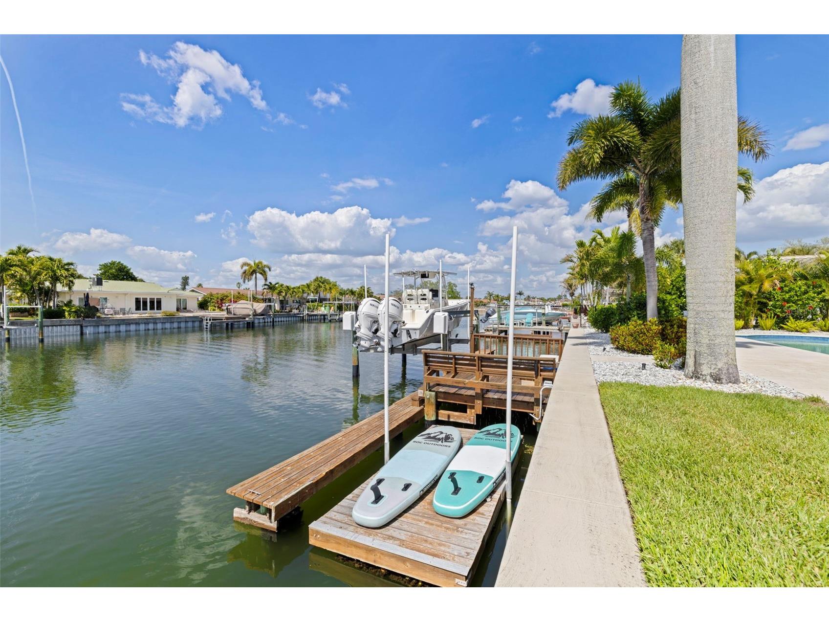 1971 Massachusetts Avenue NE Saint Petersburg FL 33703 - TAMPA BAY TB8492503 image31