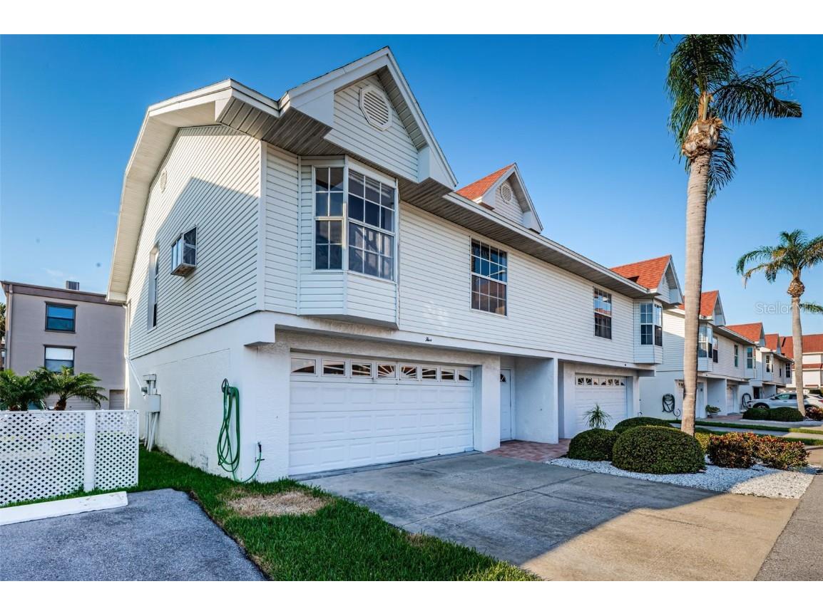 19717 Gulf Boulevard #V5 Indian Shores FL 33785 TB8396465 image1