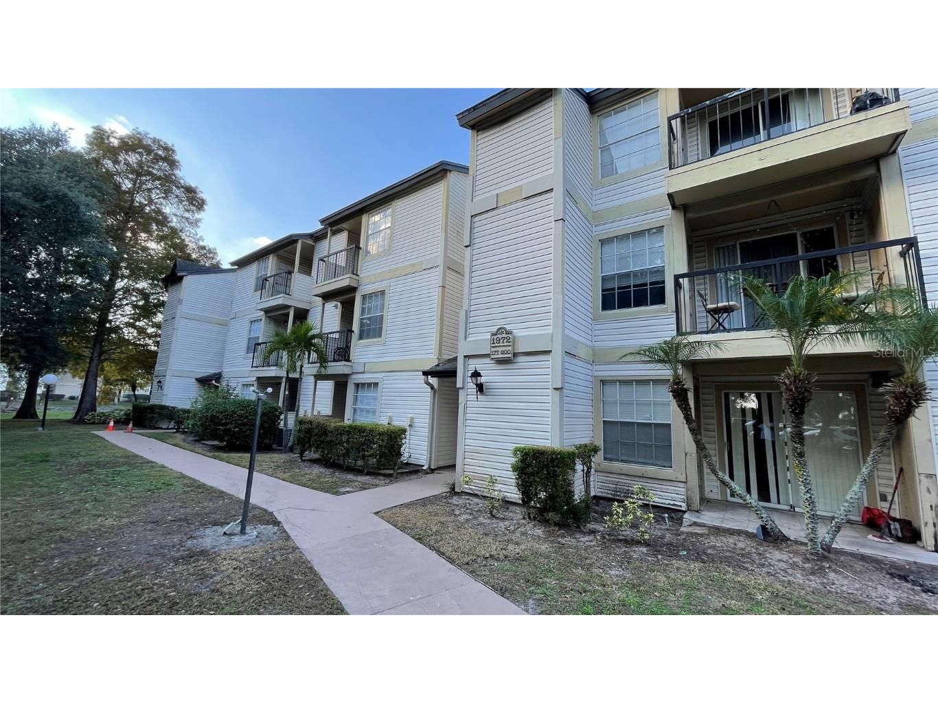 1972 Lake Atriums Circle #177 Orlando FL 32839 O6190172 image1