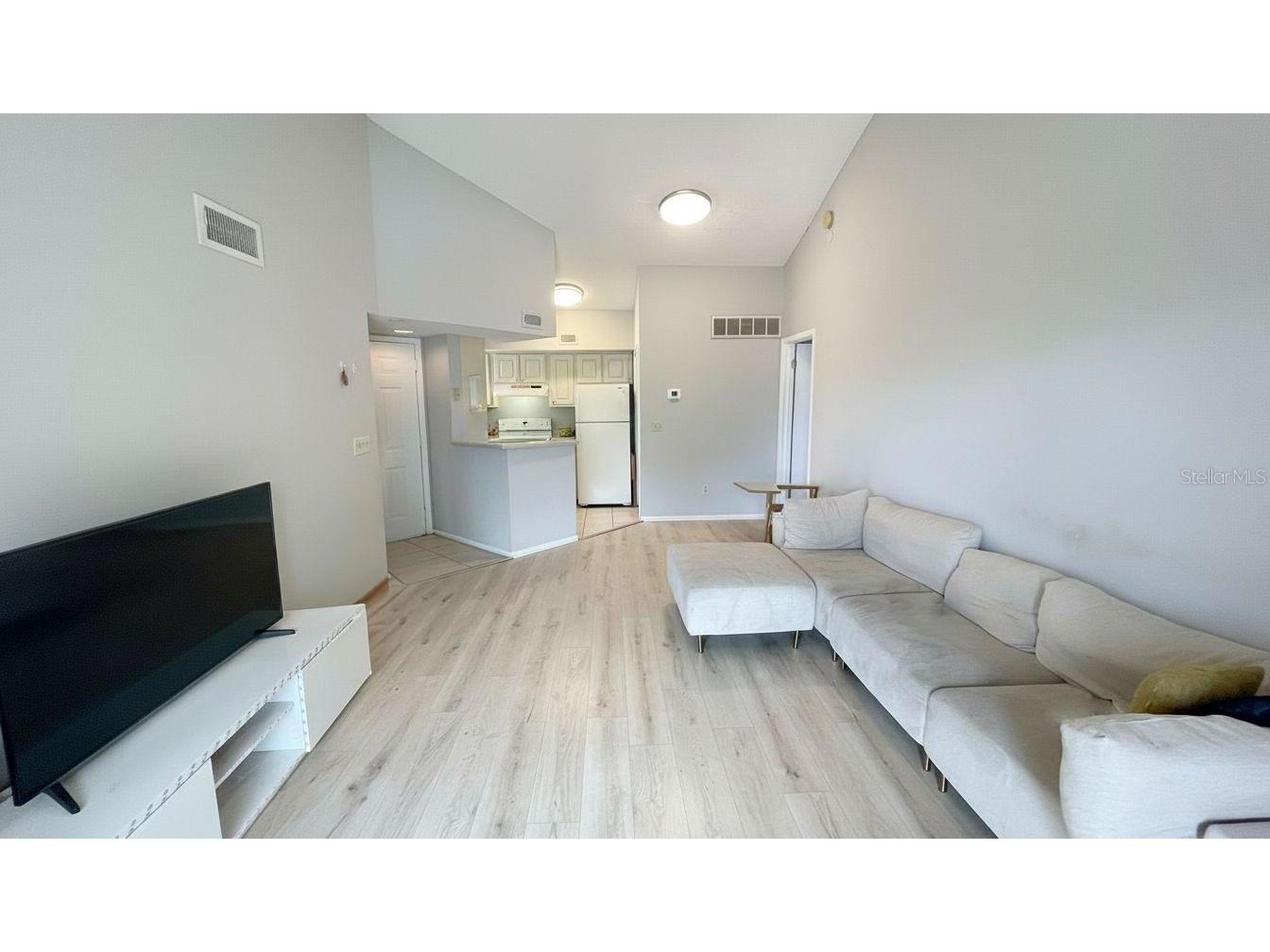 1972 Lake Atriums Circle #200 Orlando FL 32839 O6423312 image3