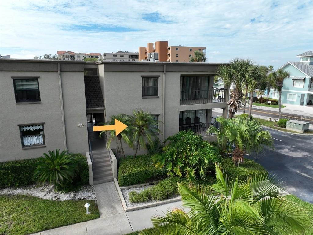 19725 Gulf Blvd #1 Indian Shores FL 33785 - THE NARROWS INTRACOASTAL WATERWAY OF INDIAN SHORES TB8302174 image1