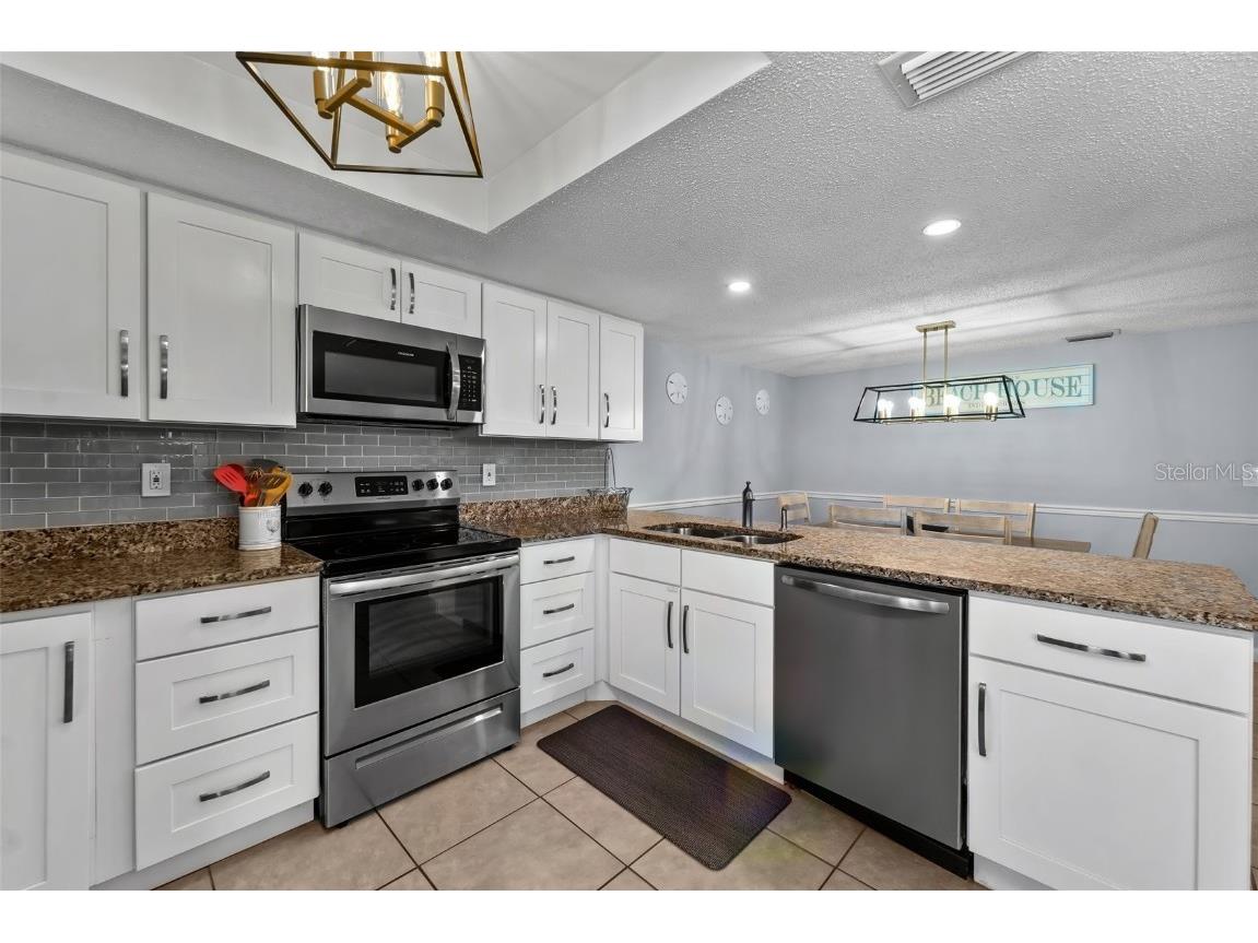 19725 Gulf Boulevard #13 Indian Shores FL 33785 - INTRACOASTAL WATERWAY NARROWS OF INDIAN SHORES TB8450576 image2