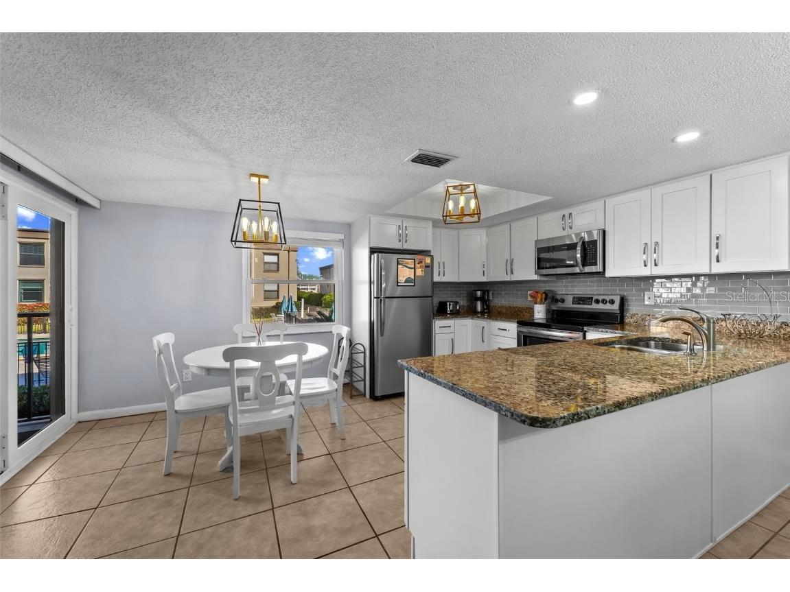 19725 Gulf Boulevard #13 Indian Shores FL 33785 - INTRACOASTAL WATERWAY NARROWS OF INDIAN SHORES TB8450576 image6