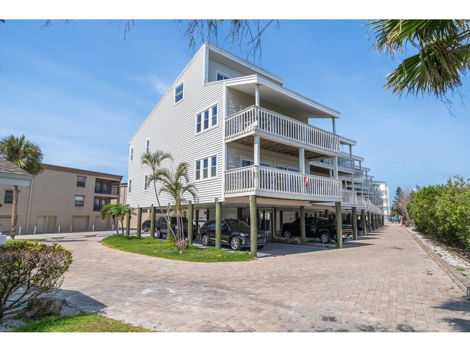 19727 Gulf Boulevard #210 Indian Shores FL 33785 TB8380910 image1