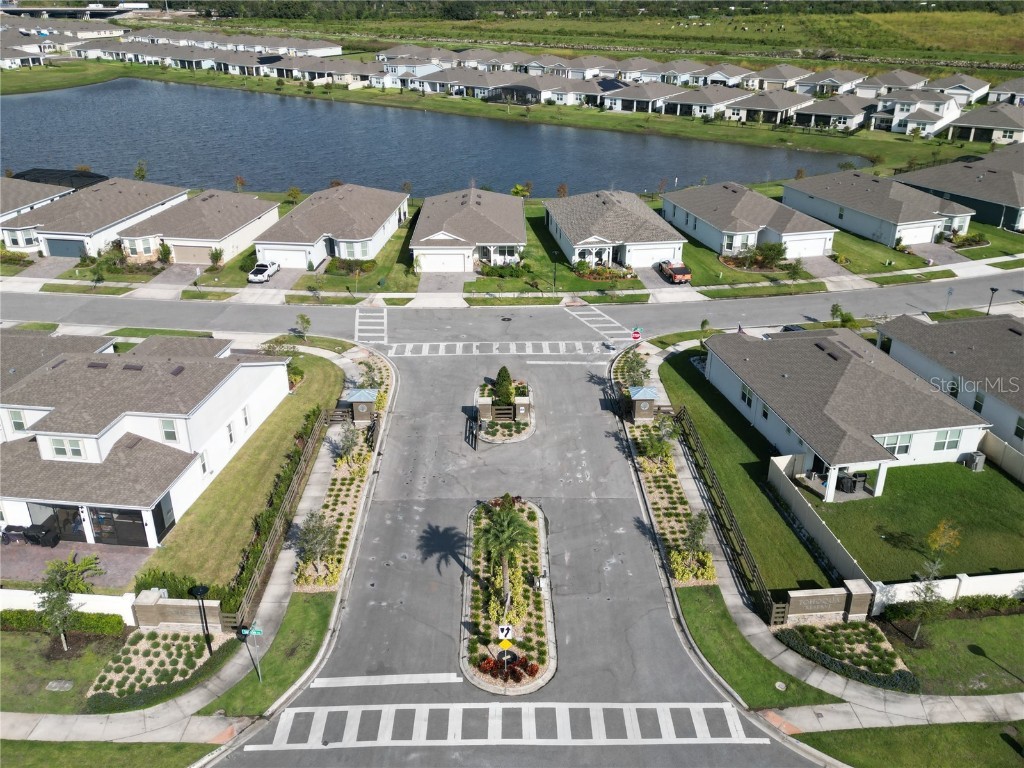 1973 Spring Shower Circle Kissimmee FL 34744 P4936815 image38