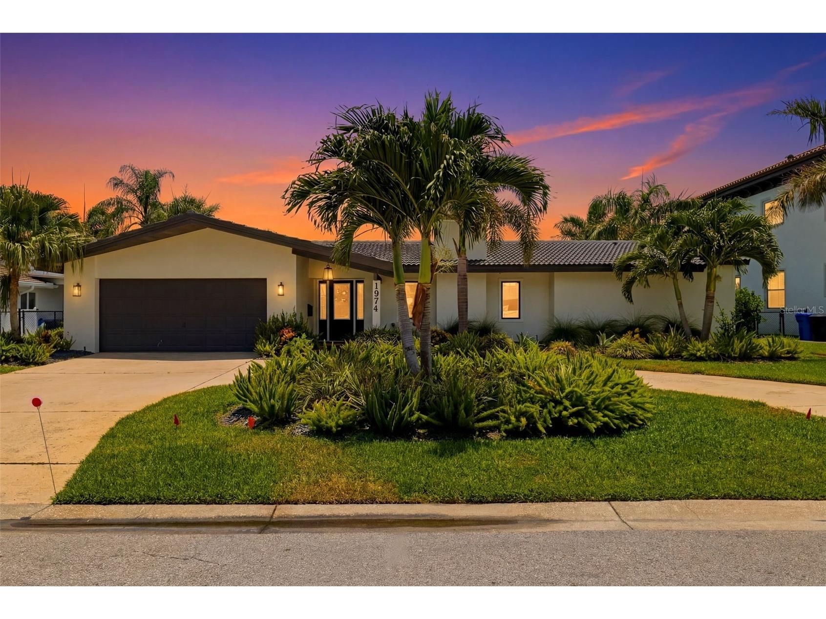 1974 Hawaii Avenue NE Saint Petersburg FL 33703 TB8523350 image1