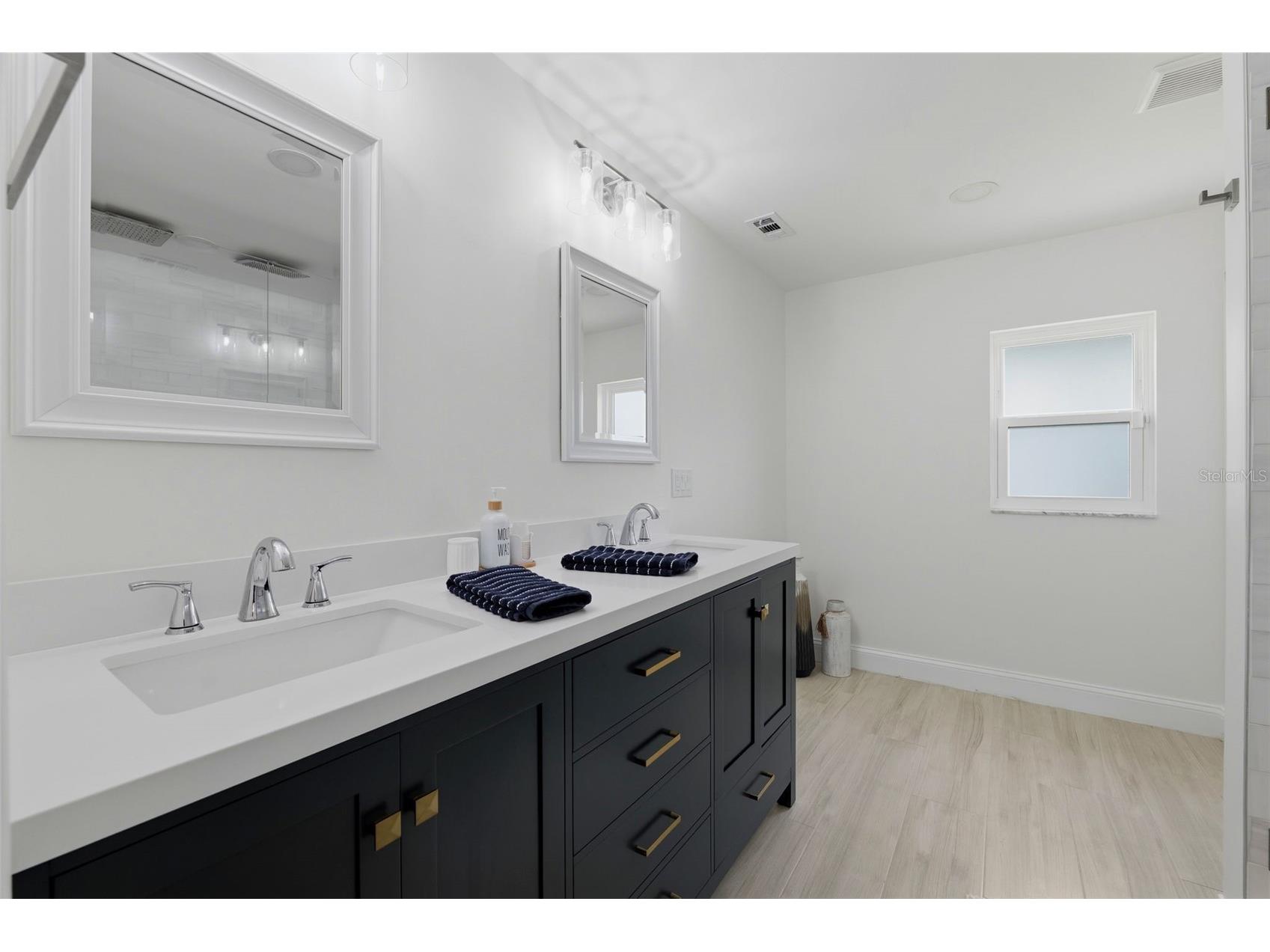 1974 Hawaii Avenue NE Saint Petersburg FL 33703 TB8523350 image16