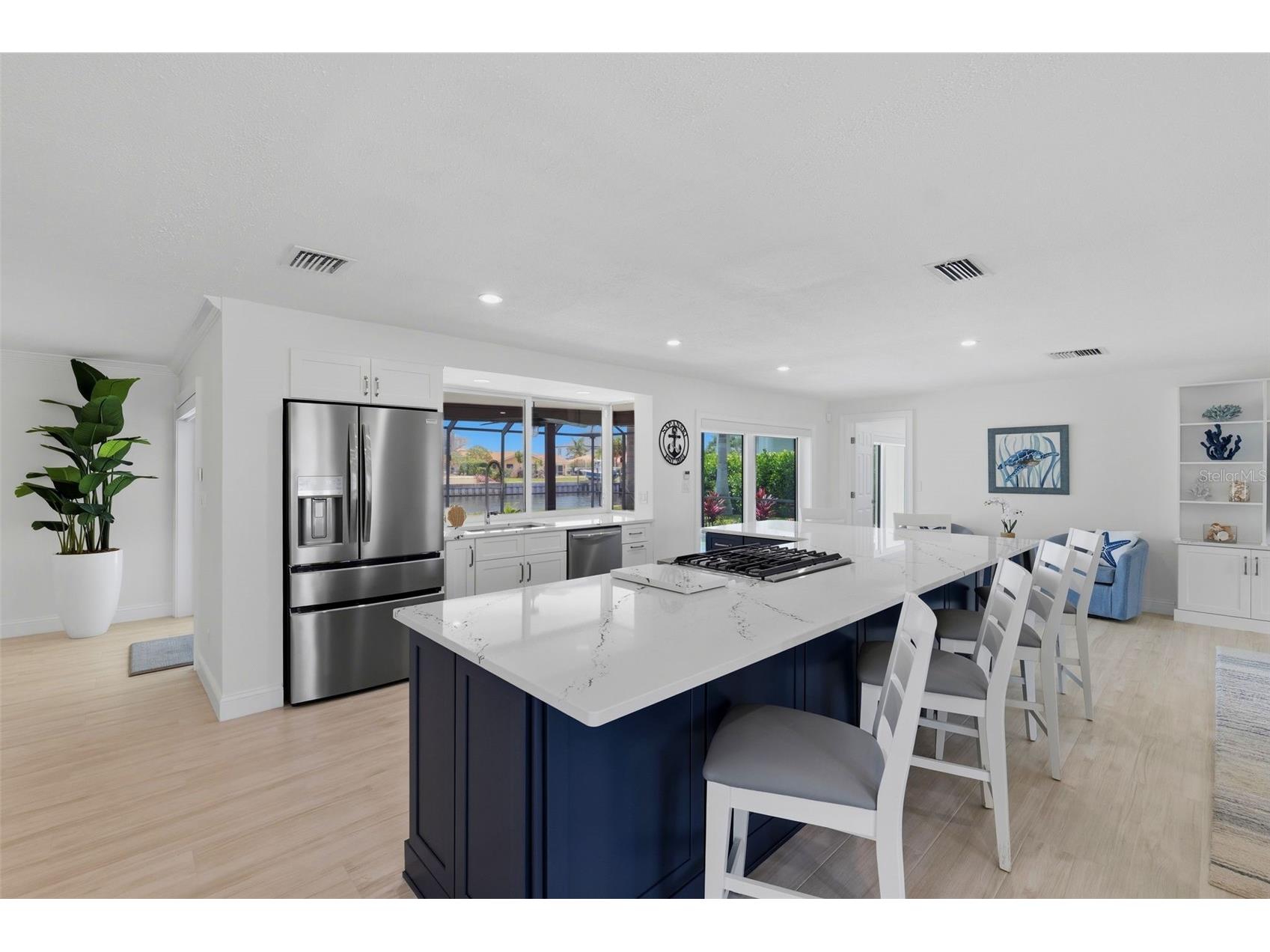 1974 Hawaii Avenue NE Saint Petersburg FL 33703 TB8523350 image2
