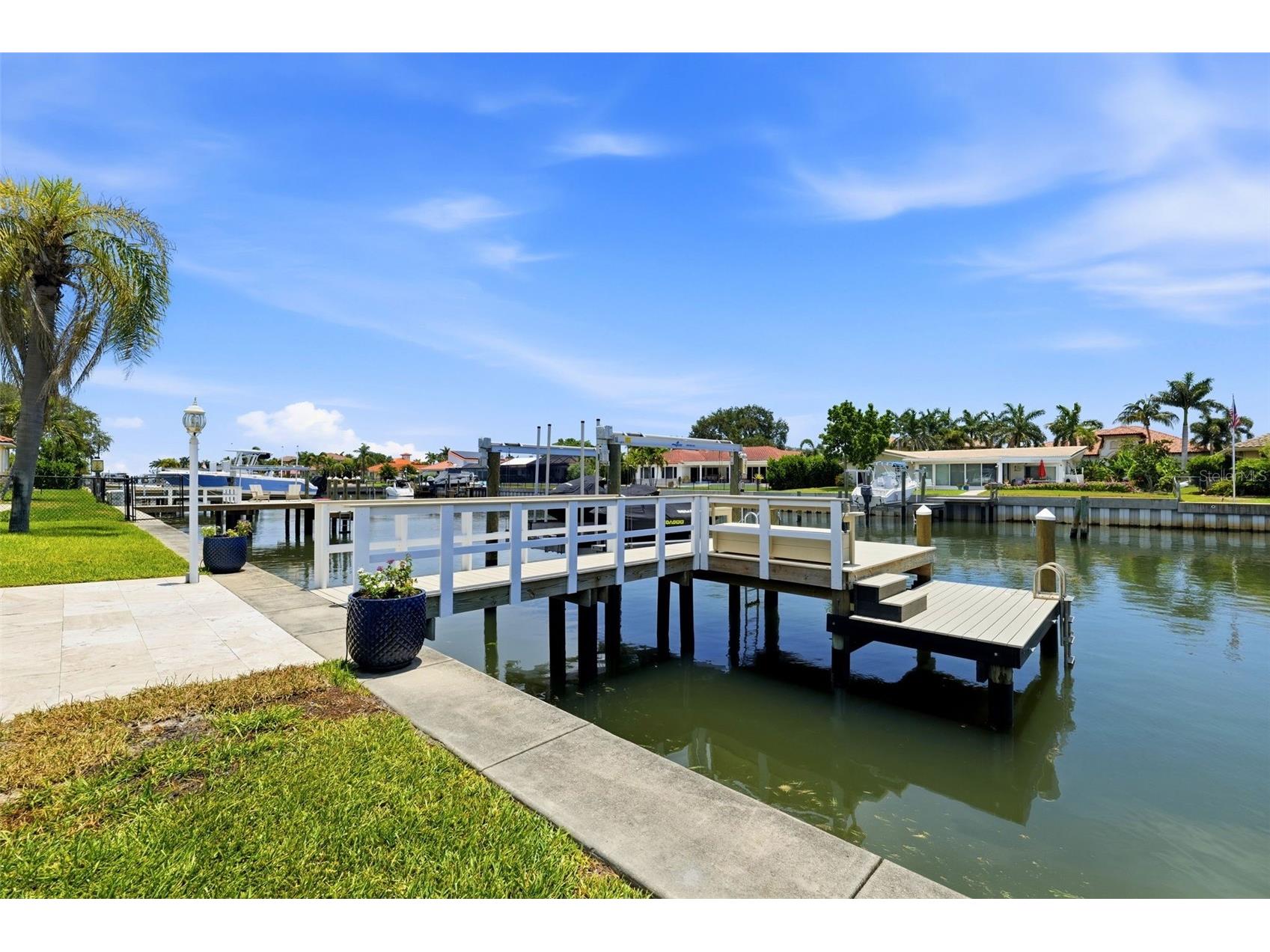 1974 Hawaii Avenue NE Saint Petersburg FL 33703 TB8523350 image33