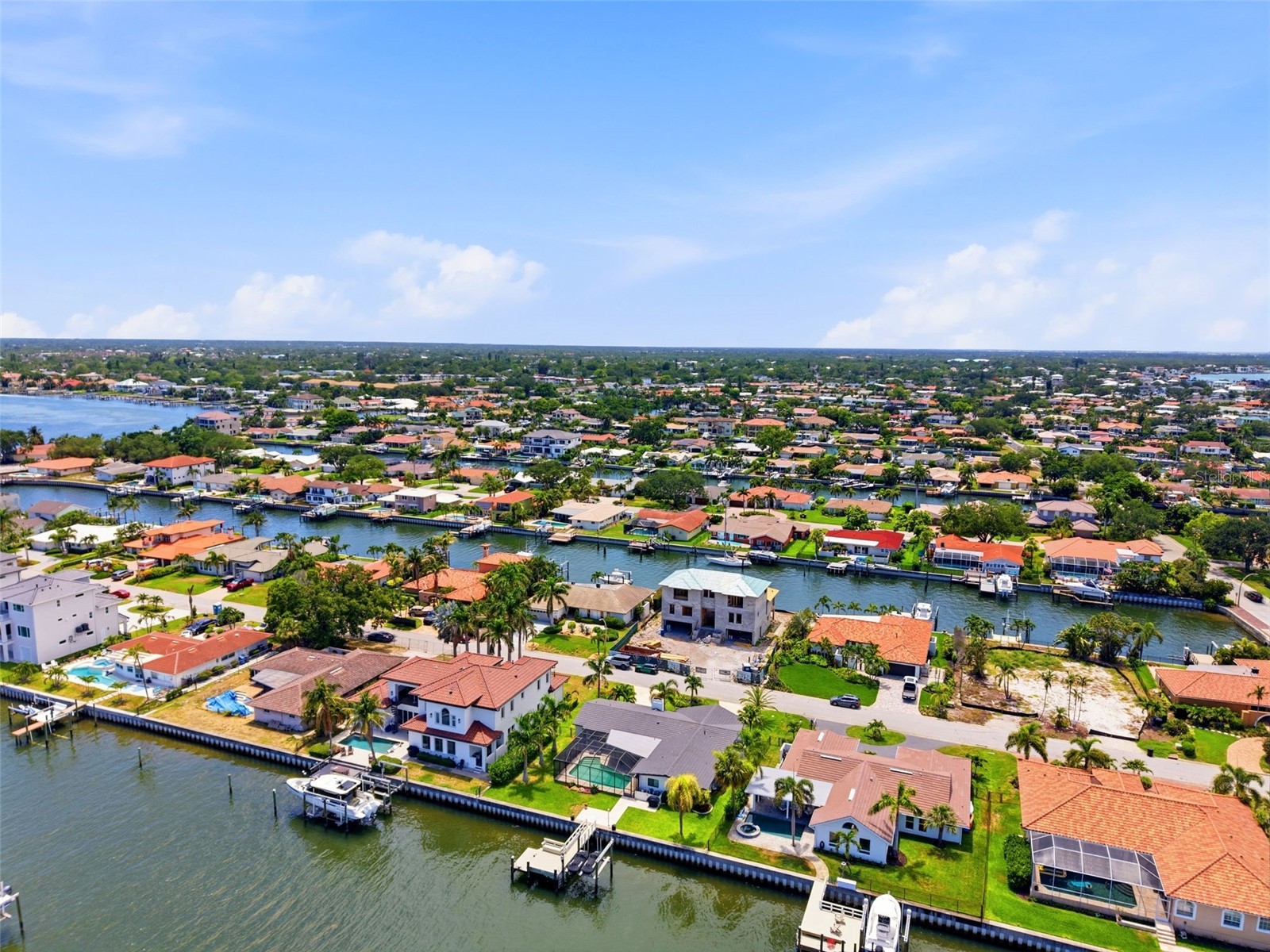 1974 Hawaii Avenue NE Saint Petersburg FL 33703 TB8523350 image39