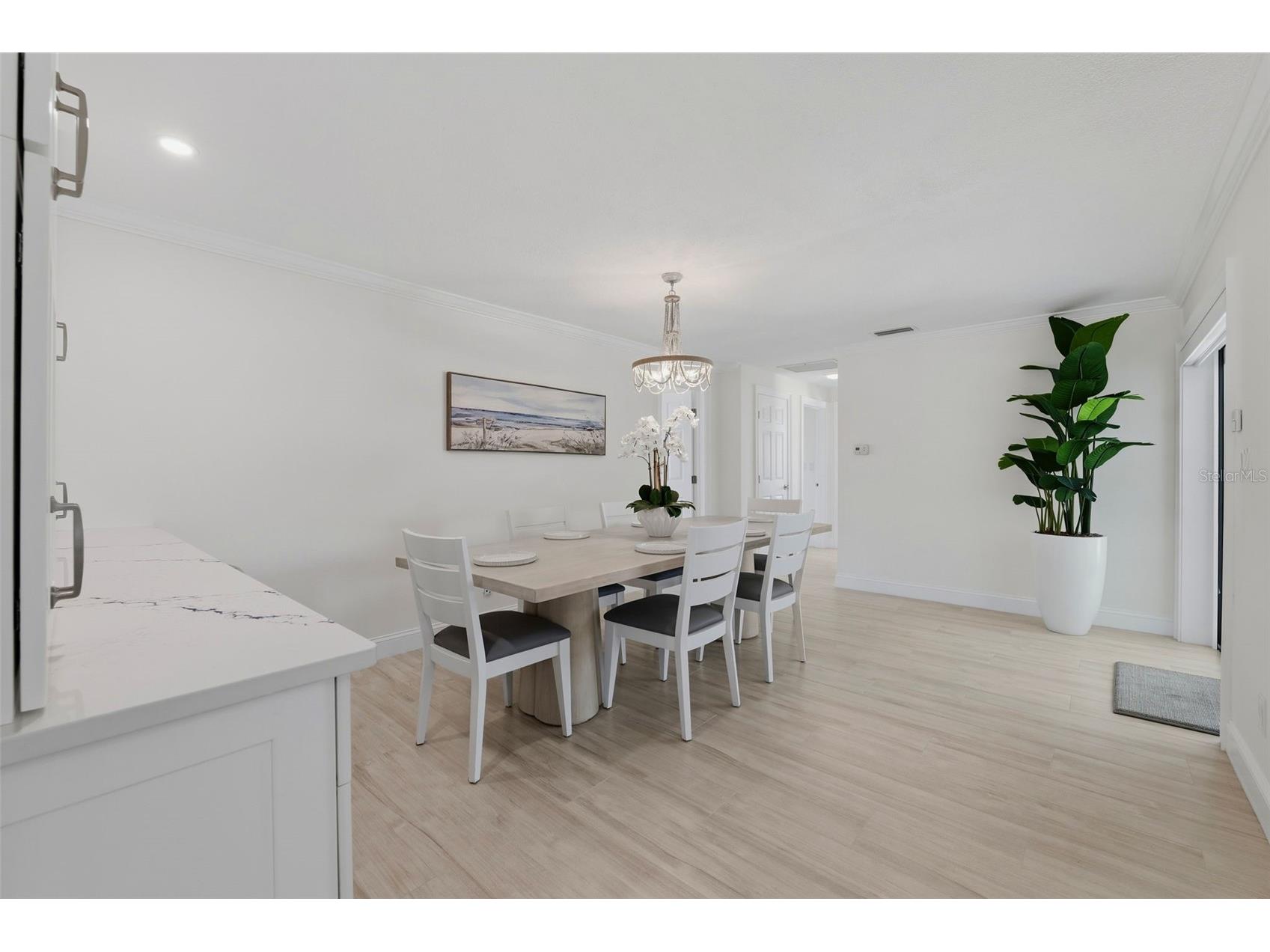 1974 Hawaii Avenue NE Saint Petersburg FL 33703 TB8523350 image9