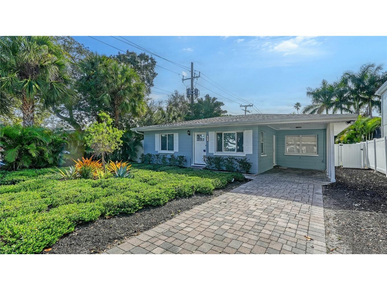 1974 Hyde Park Street Sarasota FL 34239 A4591556 image1