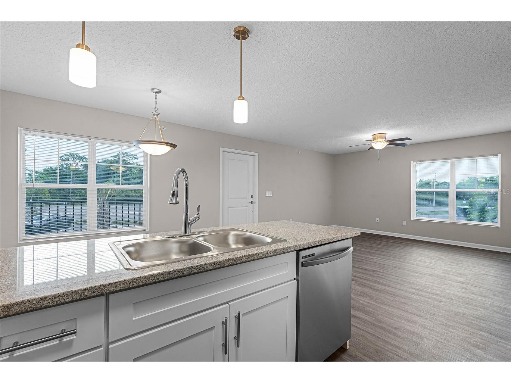 1974 S Goldenrod Road Road #303 Orlando FL 32822 O6421121 image1