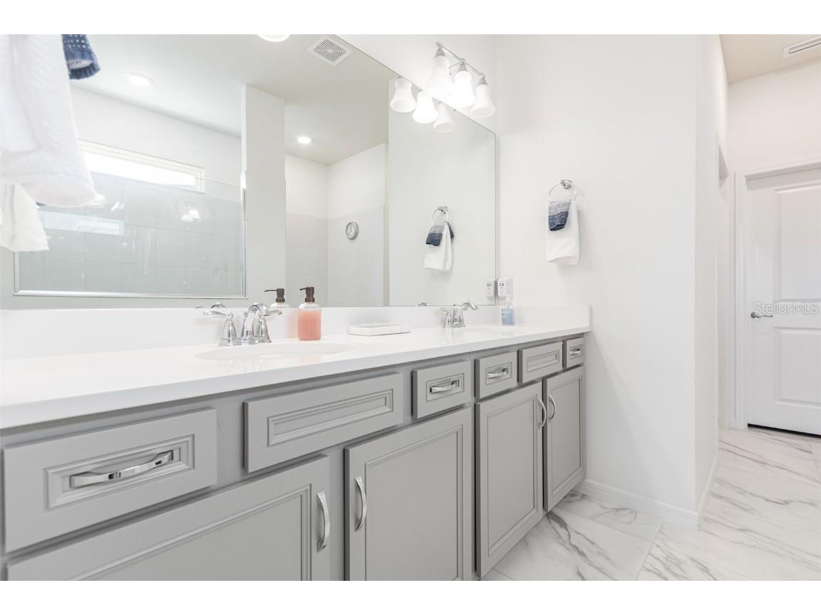 1974 Spring Shower Circle Kissimmee FL 34744 O6367917 image16